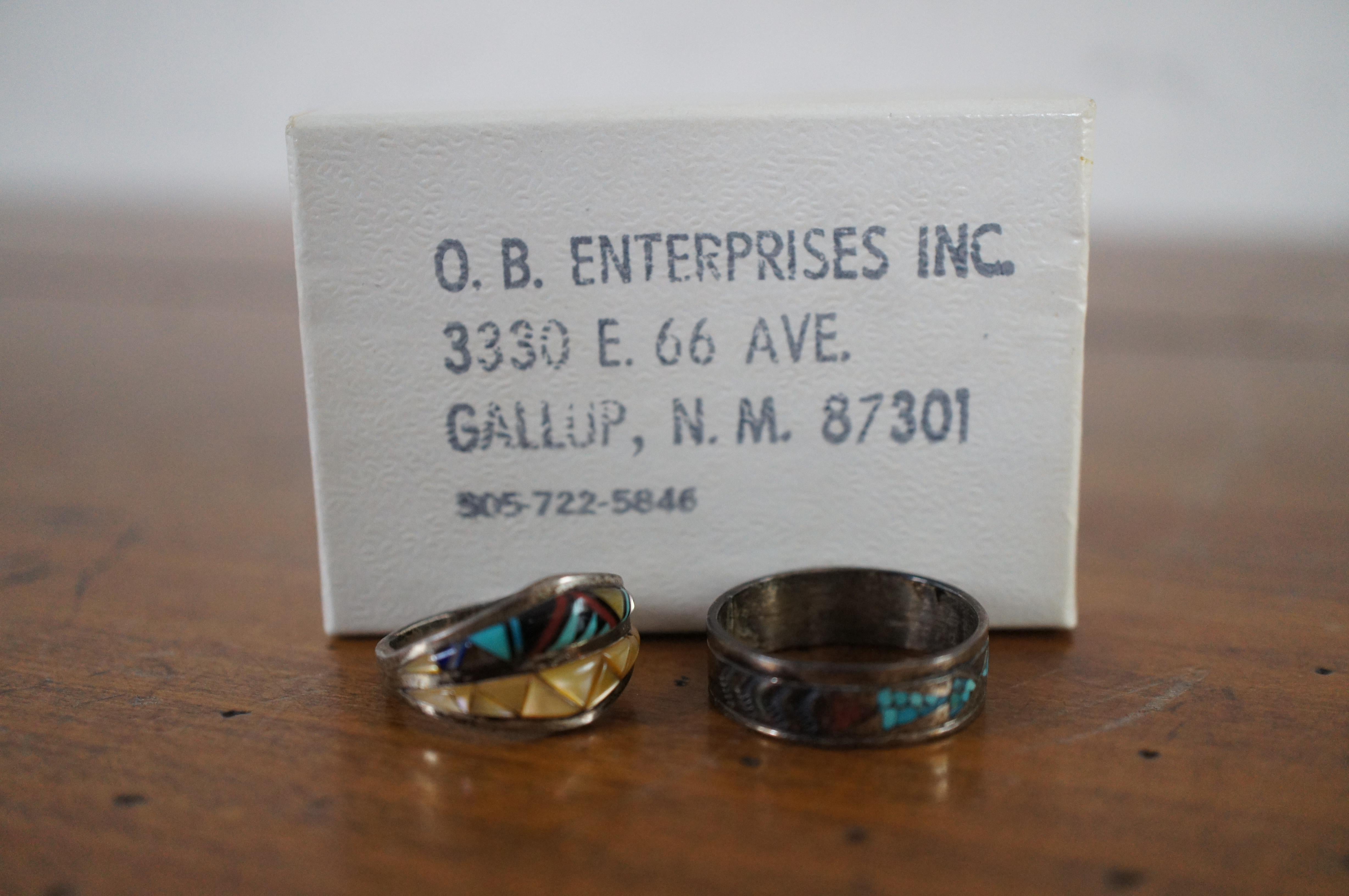 2 Vintage Southwestern Sterling Silver Mozaic Coral Turquoise Inlay Rings In Good Condition For Sale In Dayton, OH