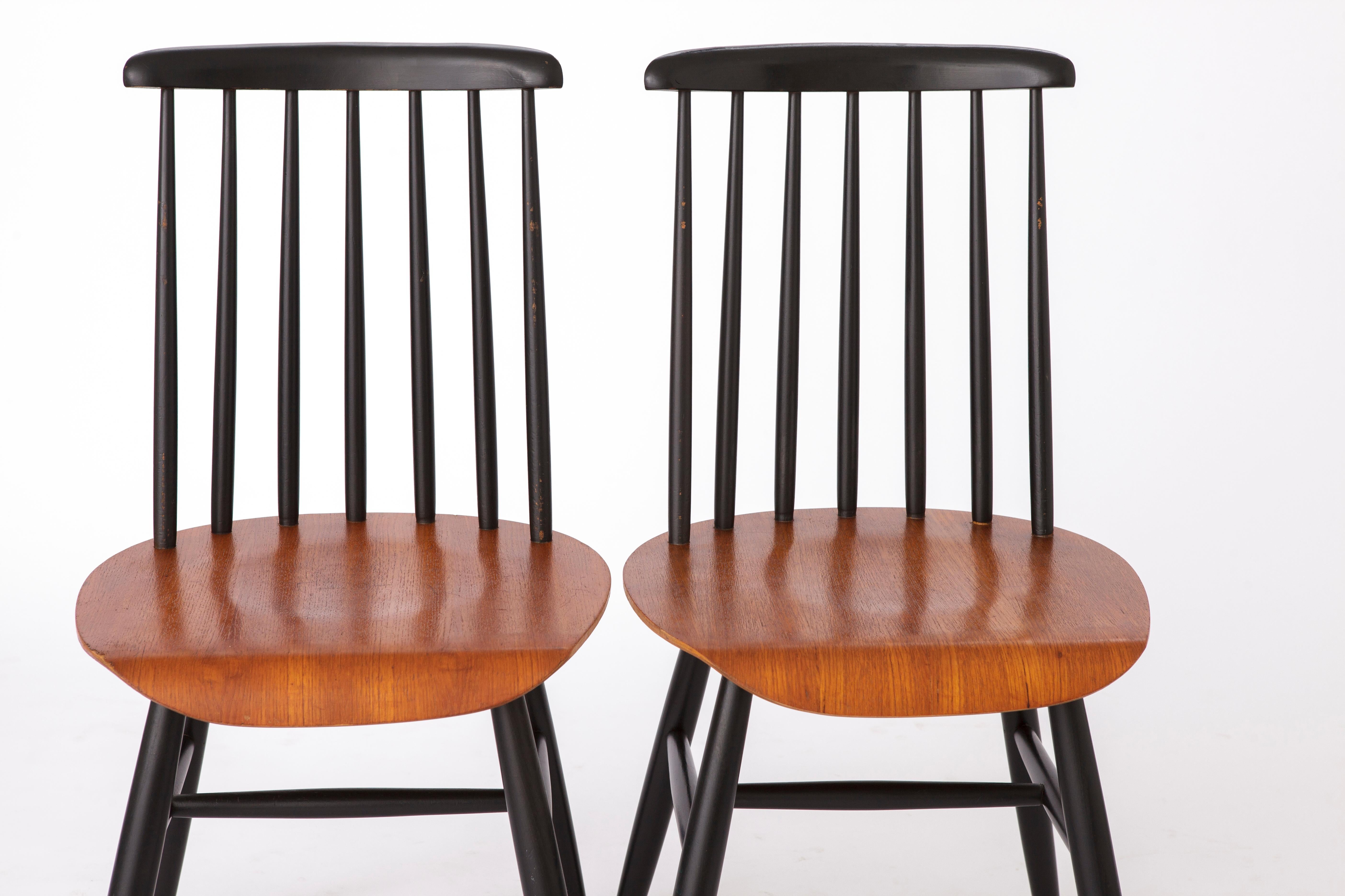 Polished 2 Vintage Spindle Back Chairs 1960s-1970s - Sweden For Sale