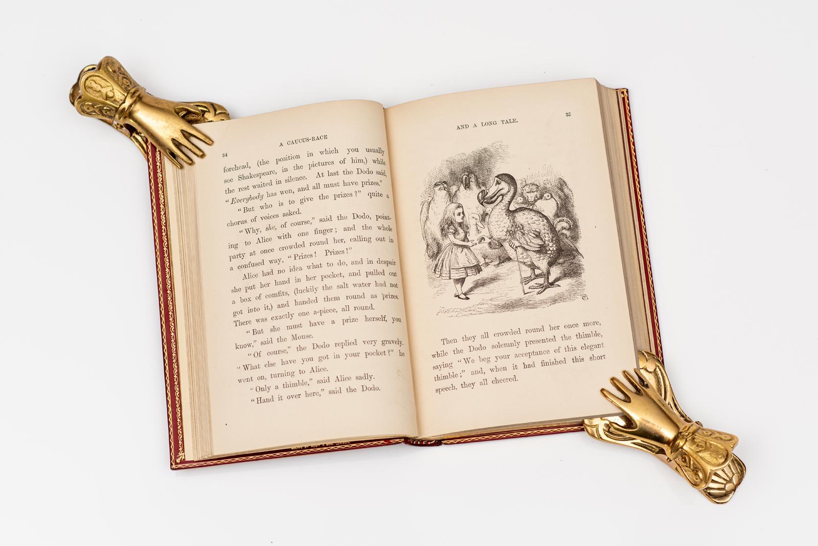 XIXe siècle 2 Volumes. Lewis Carroll. Alice au pays des merveilles et De l'autre côté du miroir. en vente