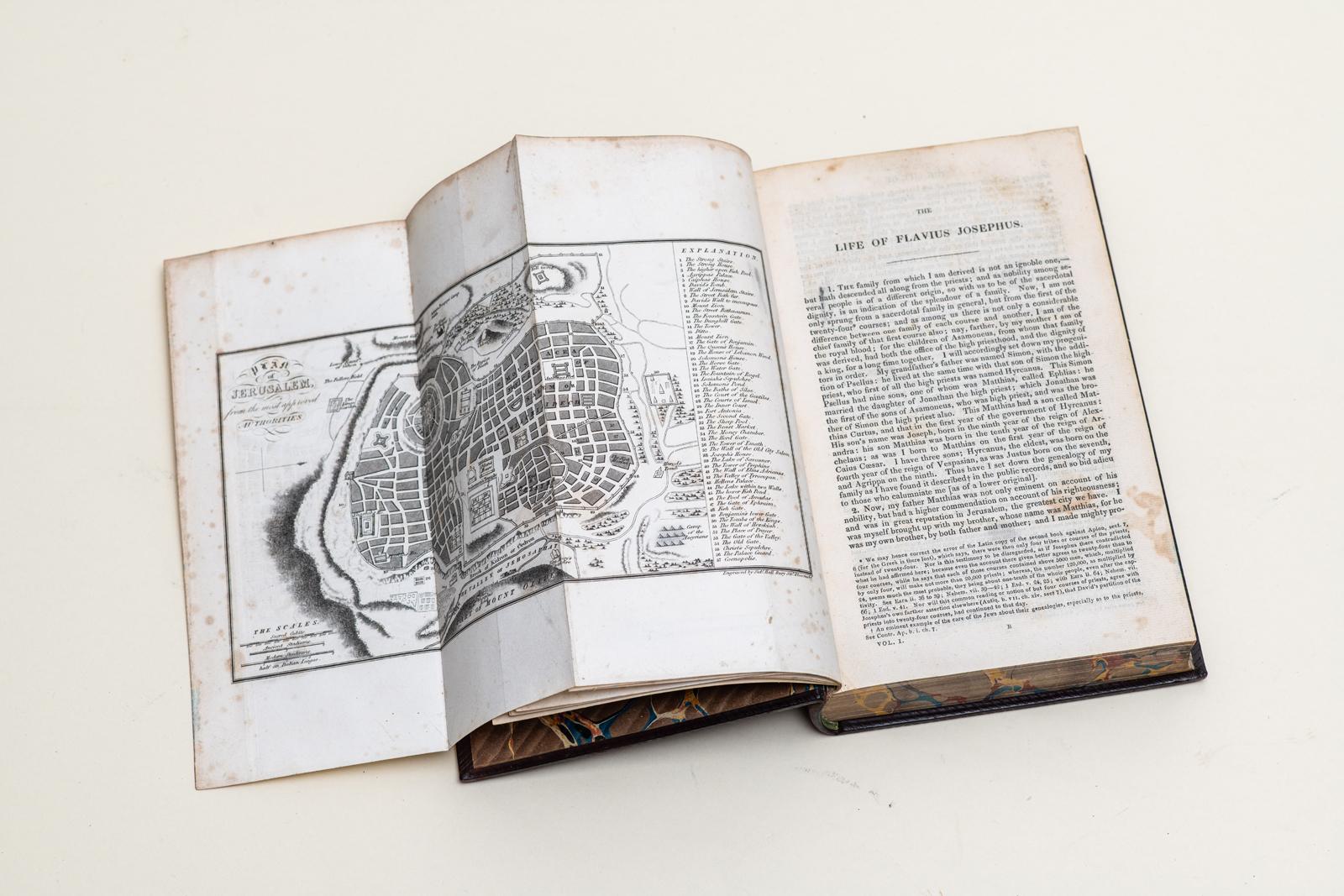 Cuir 2 Volumes. William Whiston, Les œuvres de Flavius Josephus en vente