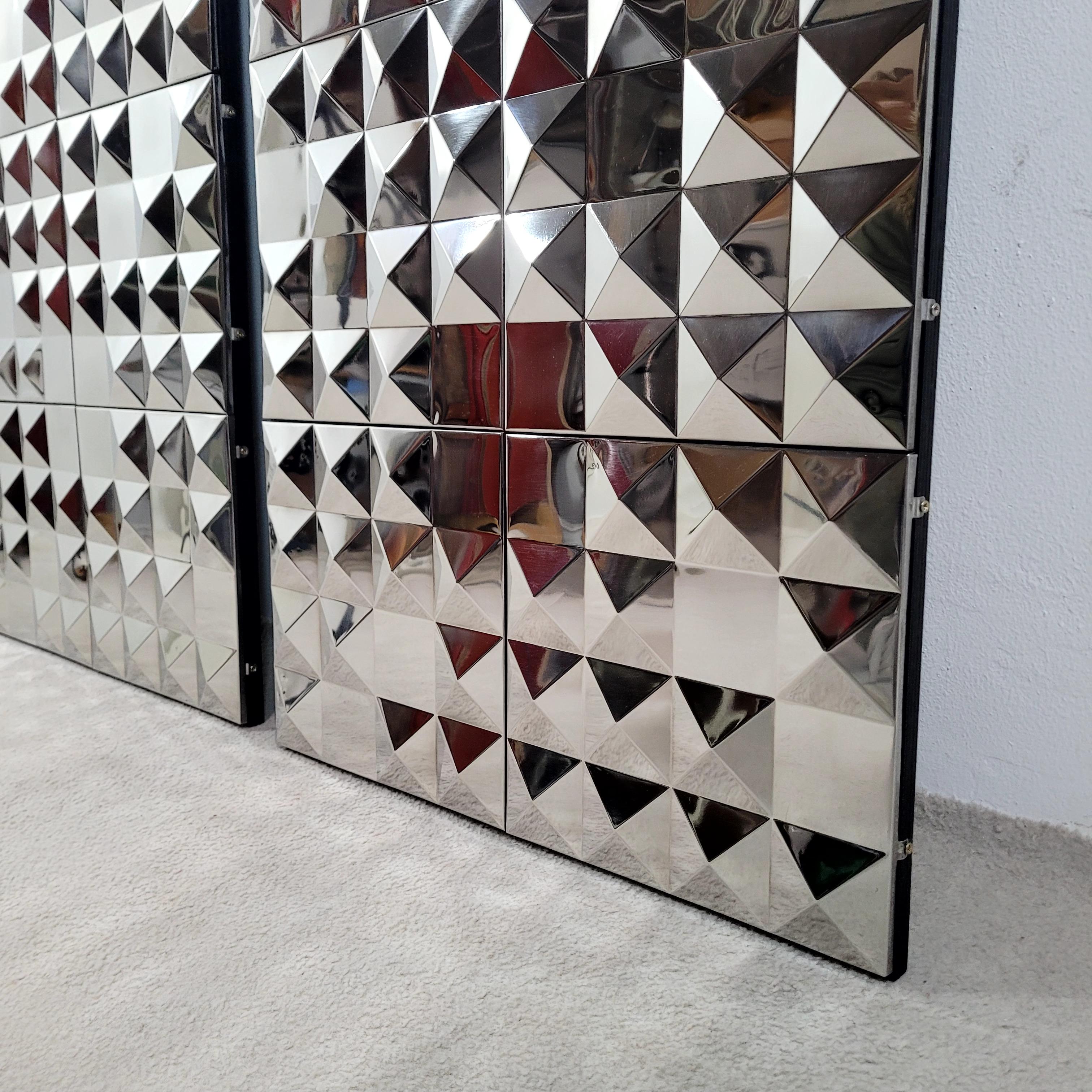 Late 20th Century 2 wall decoration sculptures in stainless steel, circa 1970 France. For Sale