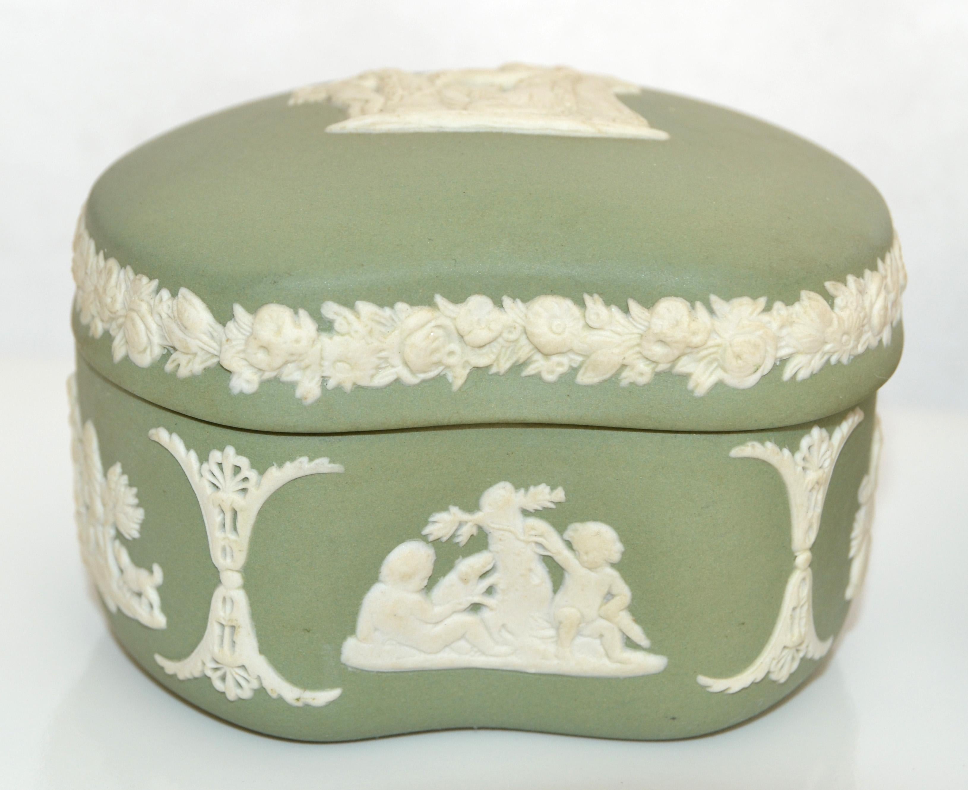 Ceramic 2 Wedgwood English Jasperware Pale Green & Gray Neoclassical Jewelry Trinket Box