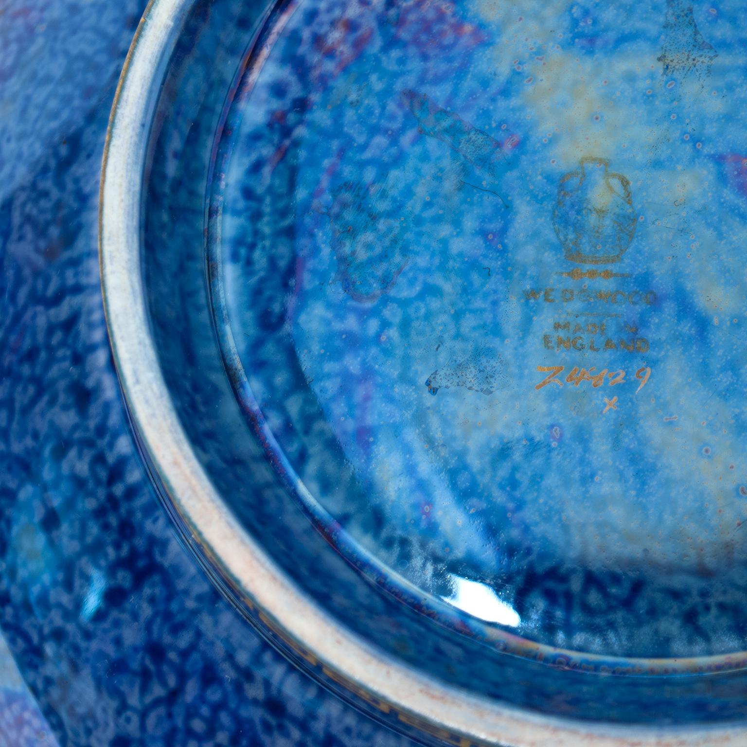2 cuencos de Wedgwood Fairyland Lustre diseñados por Daisy Makeig-Jones en venta 1
