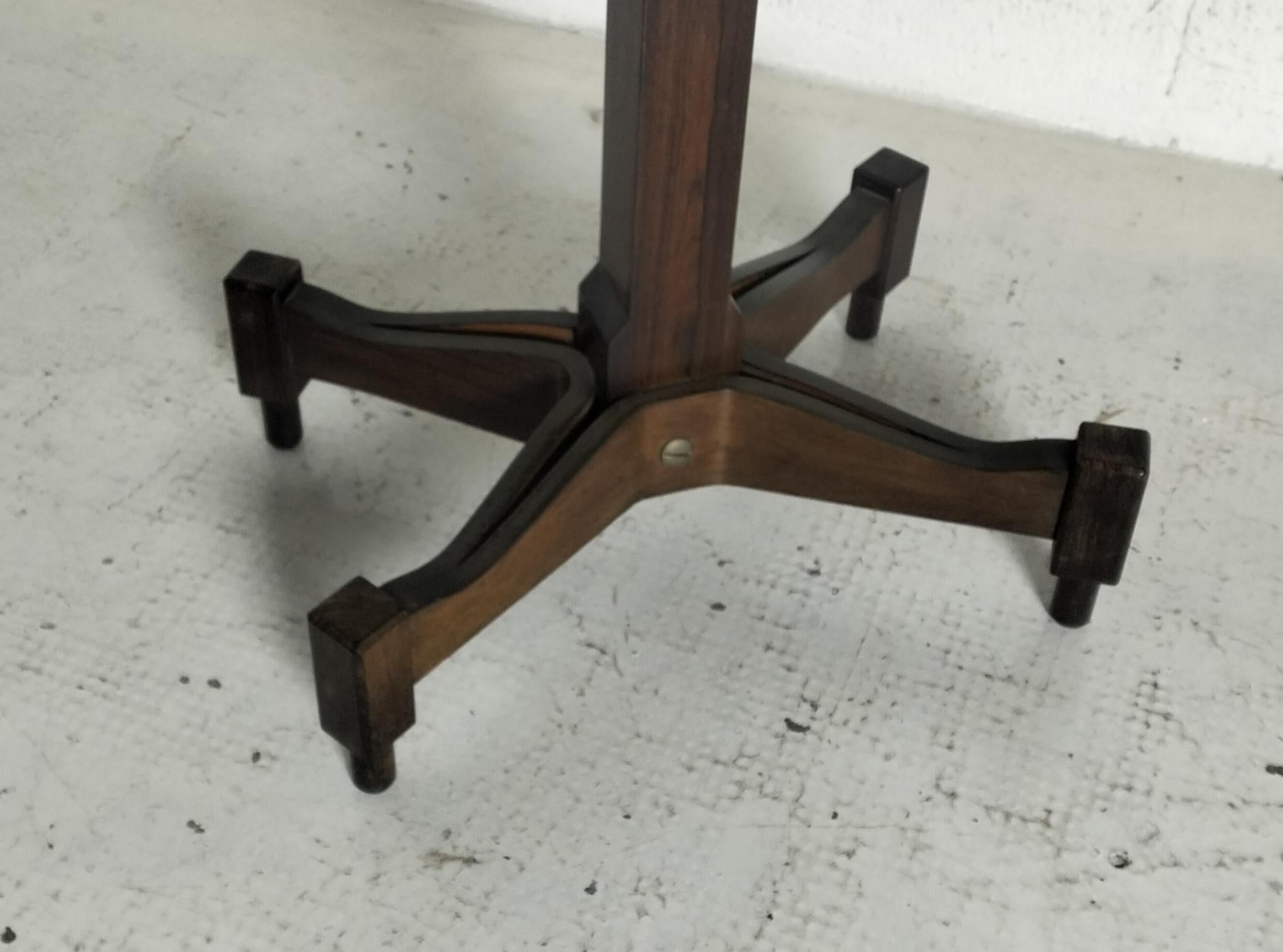 2 tables de nuit SC 50 Mod. de Claudio Salocchi pour Sormani, années 60, Italie Bon état - En vente à Padova, IT