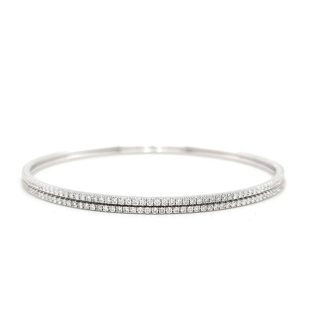 2 x 18kt White Gold Stack-Able Eternity Diamond Bangle Bracelets In New Condition In Antwerp, BE