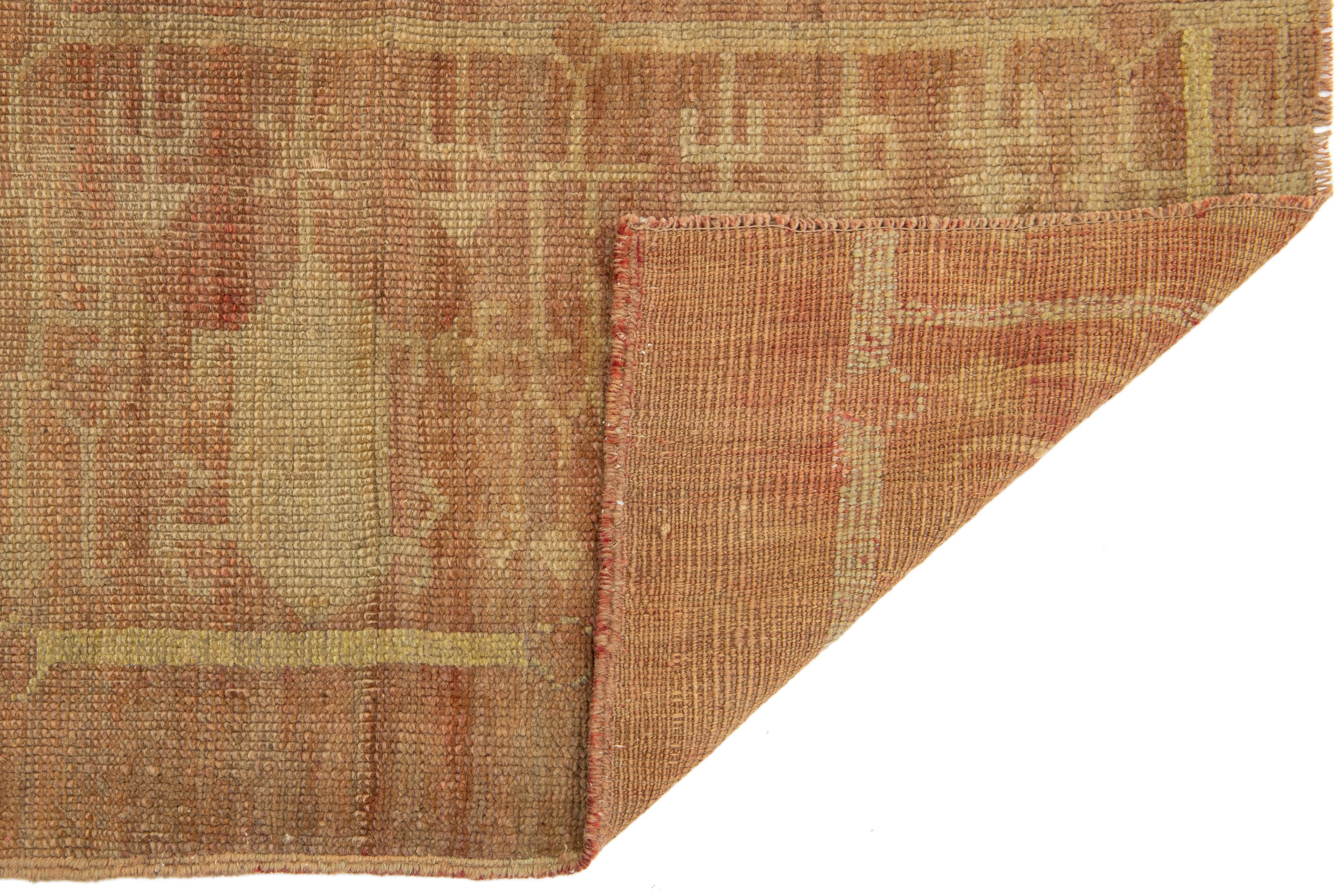 Annodato a mano 2 x 8 Runner in lana di terracotta turco anatolico vintage realizzato a mano in vendita