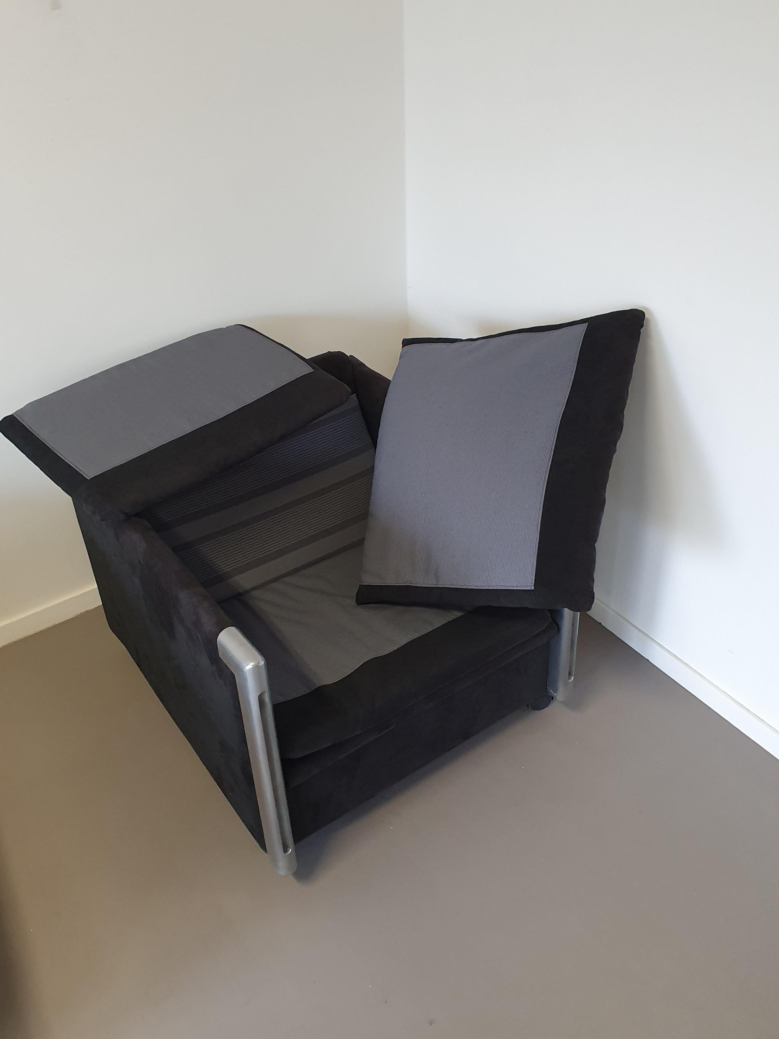 Hand-Woven 2 x Armchair (sz20) 1 x sofa (bz20) model Sandwich. Design by Claire Bataille  For Sale