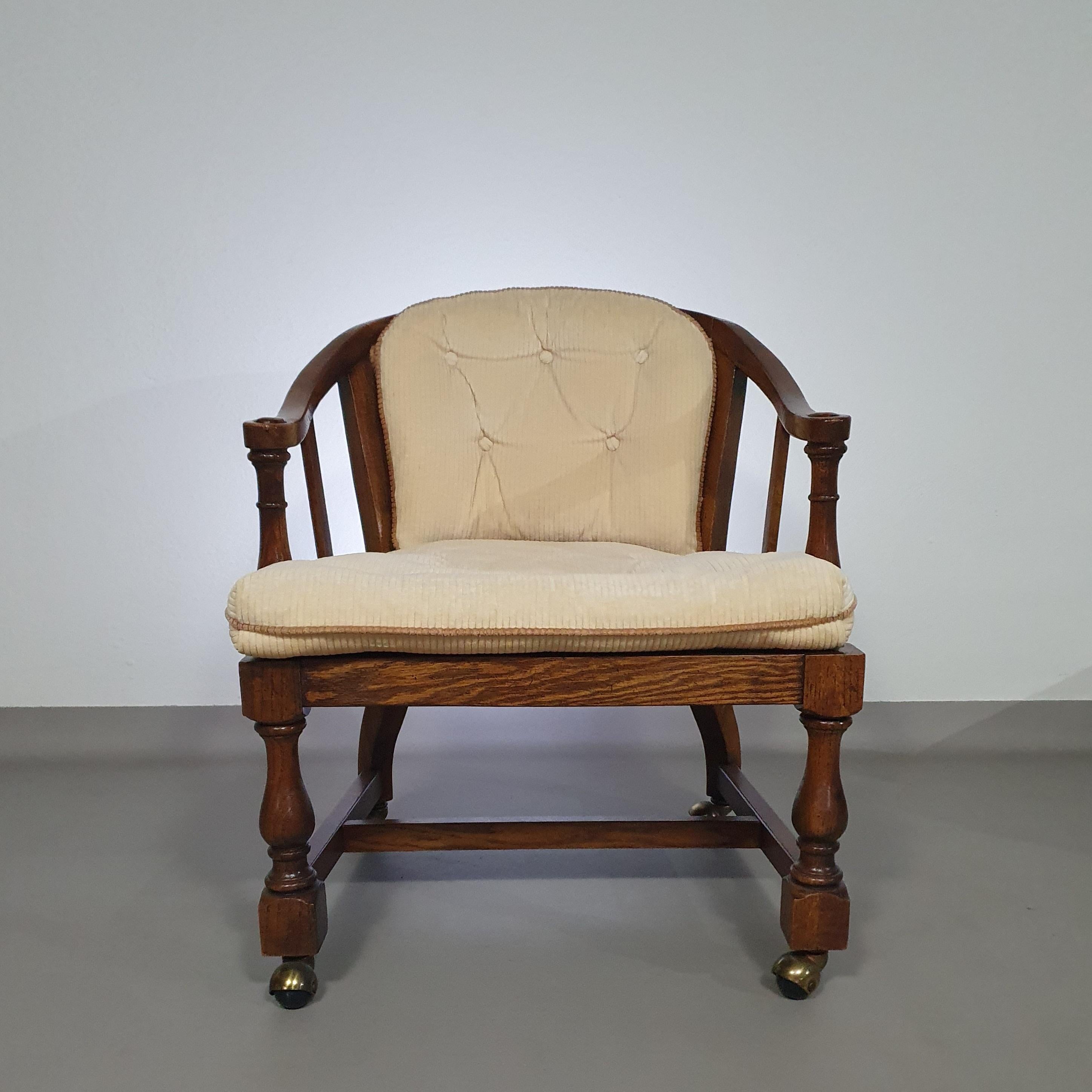 Fabric 2 x armchairs Drexel Heritage Furnishings Inc. USA By Shirley Brackett  For Sale