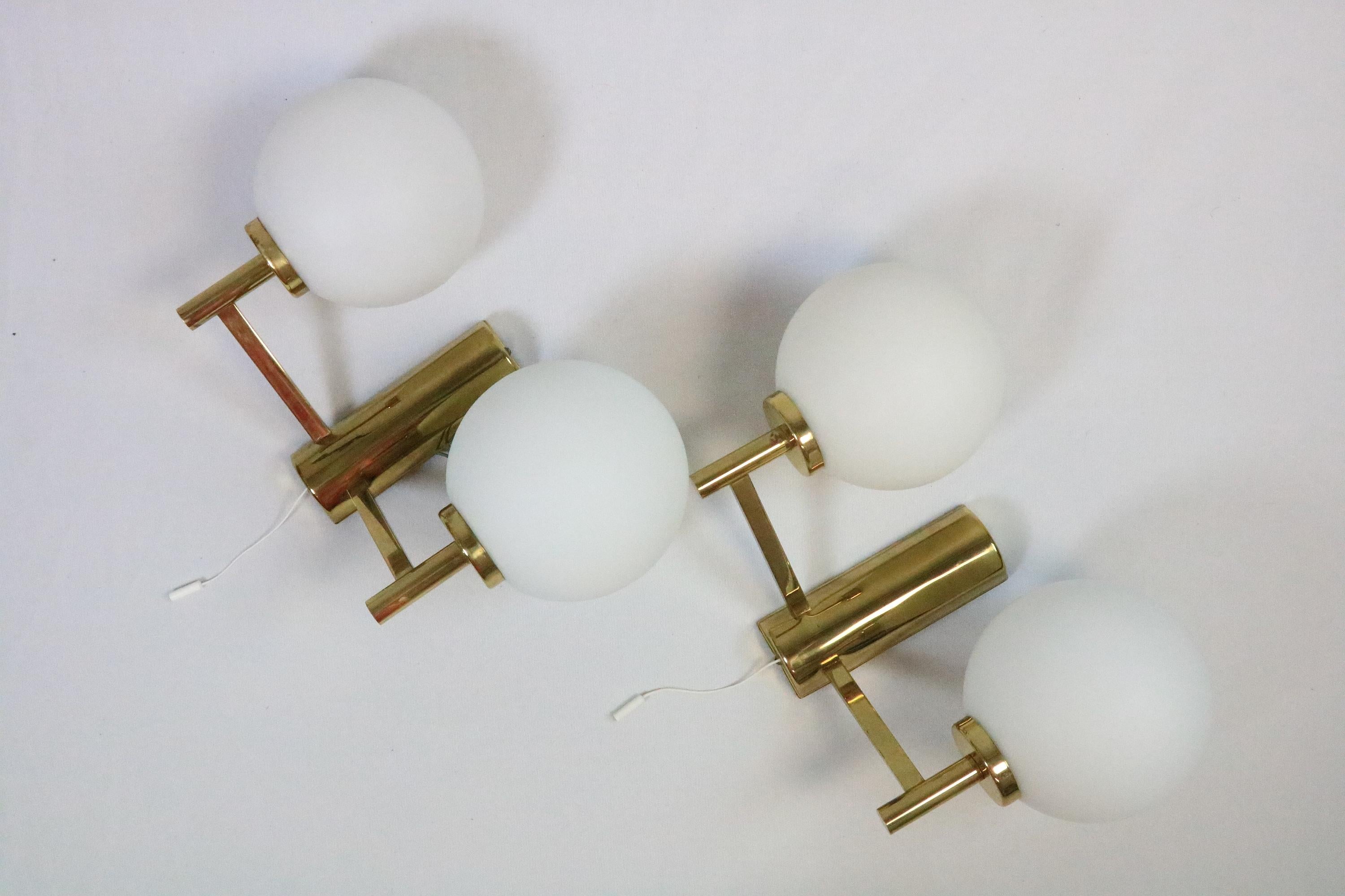 2 x Double Wall Lamp, Wall Sconce, Glass Balls, Brass, Leclaire, 1970s For Sale 5