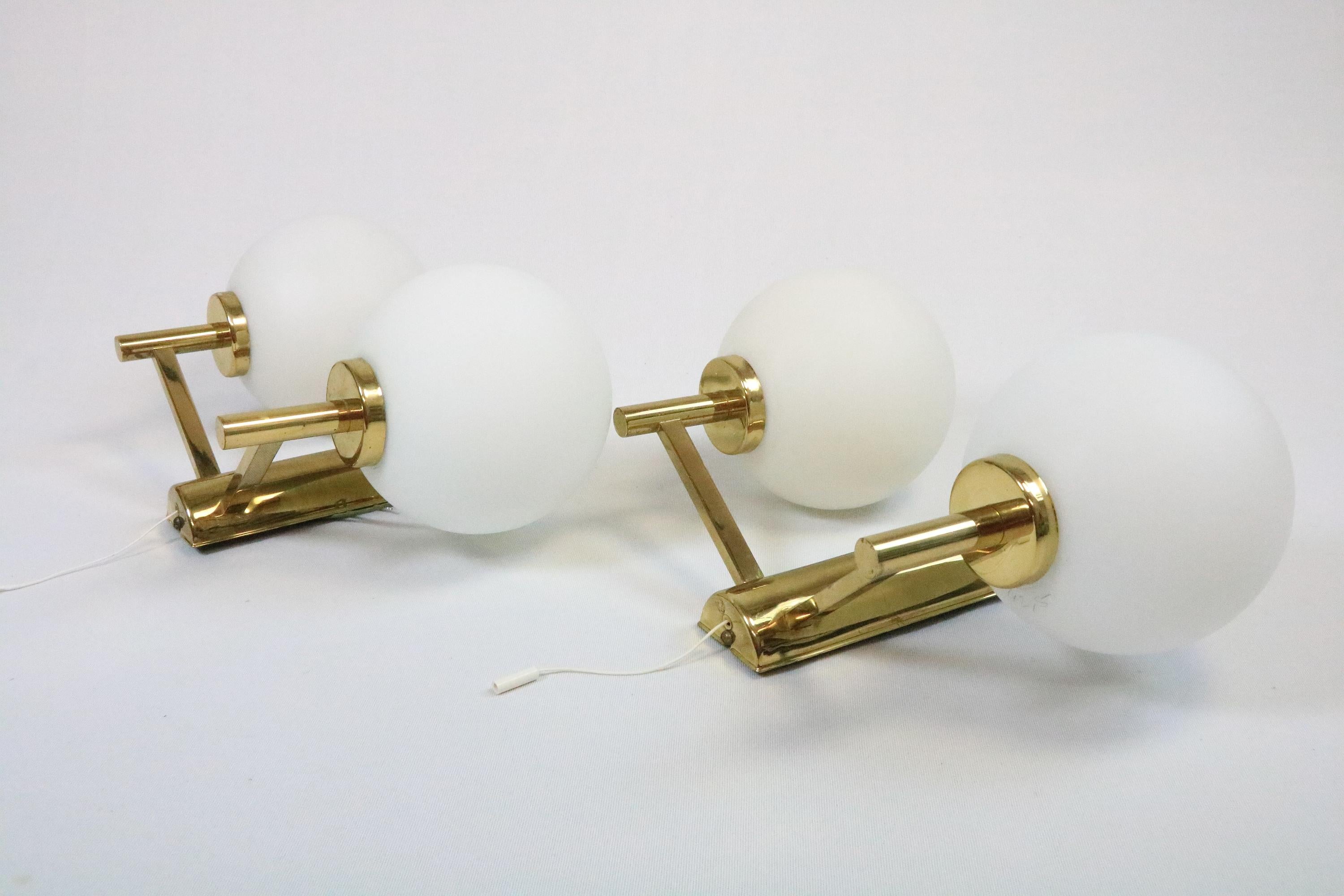 German 2 x Double Wall Lamp, Wall Sconce, Glass Balls, Brass, Leclaire, 1970s For Sale