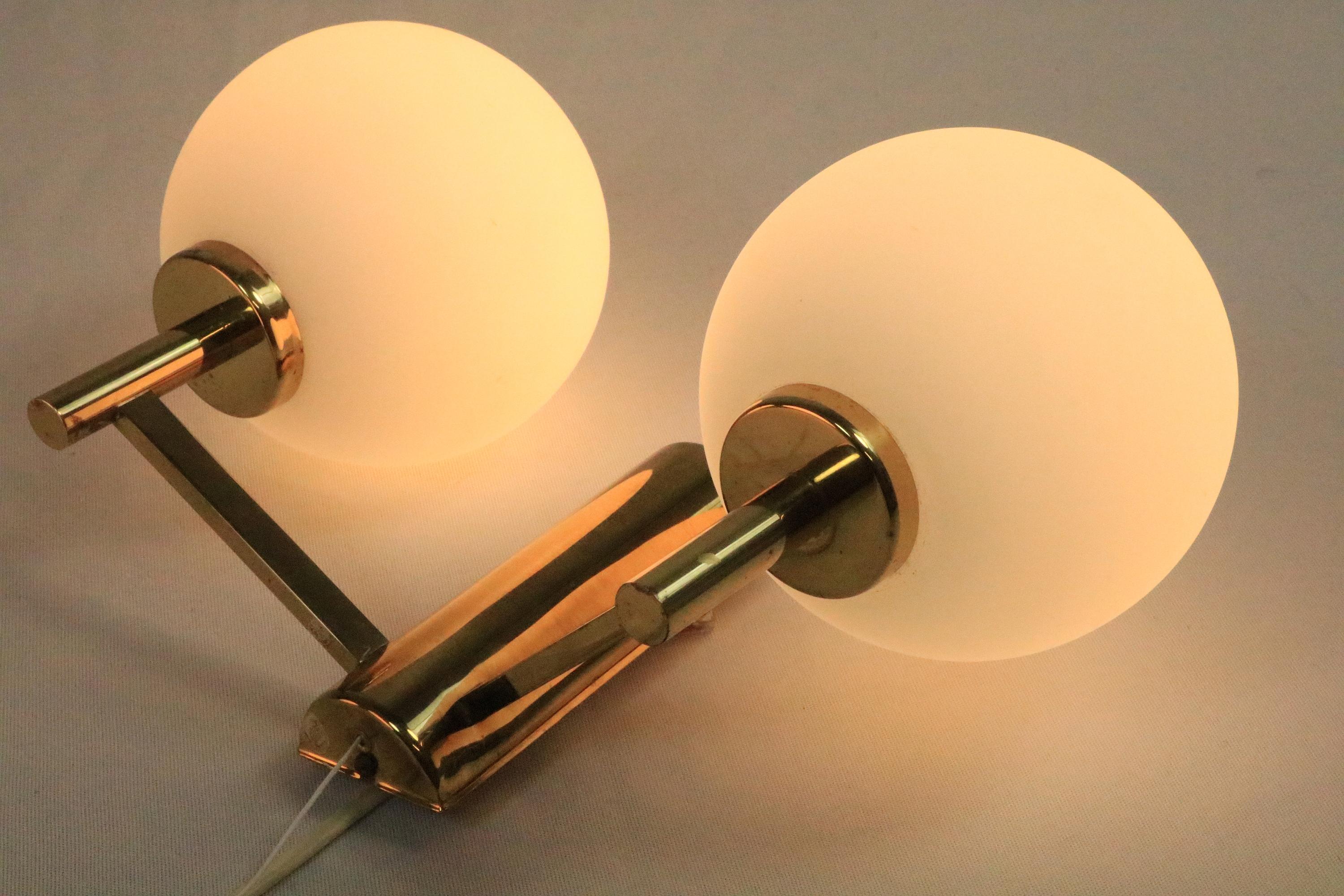 2 x Double Wall Lamp, Wall Sconce, Glass Balls, Brass, Leclaire, 1970s For Sale 1