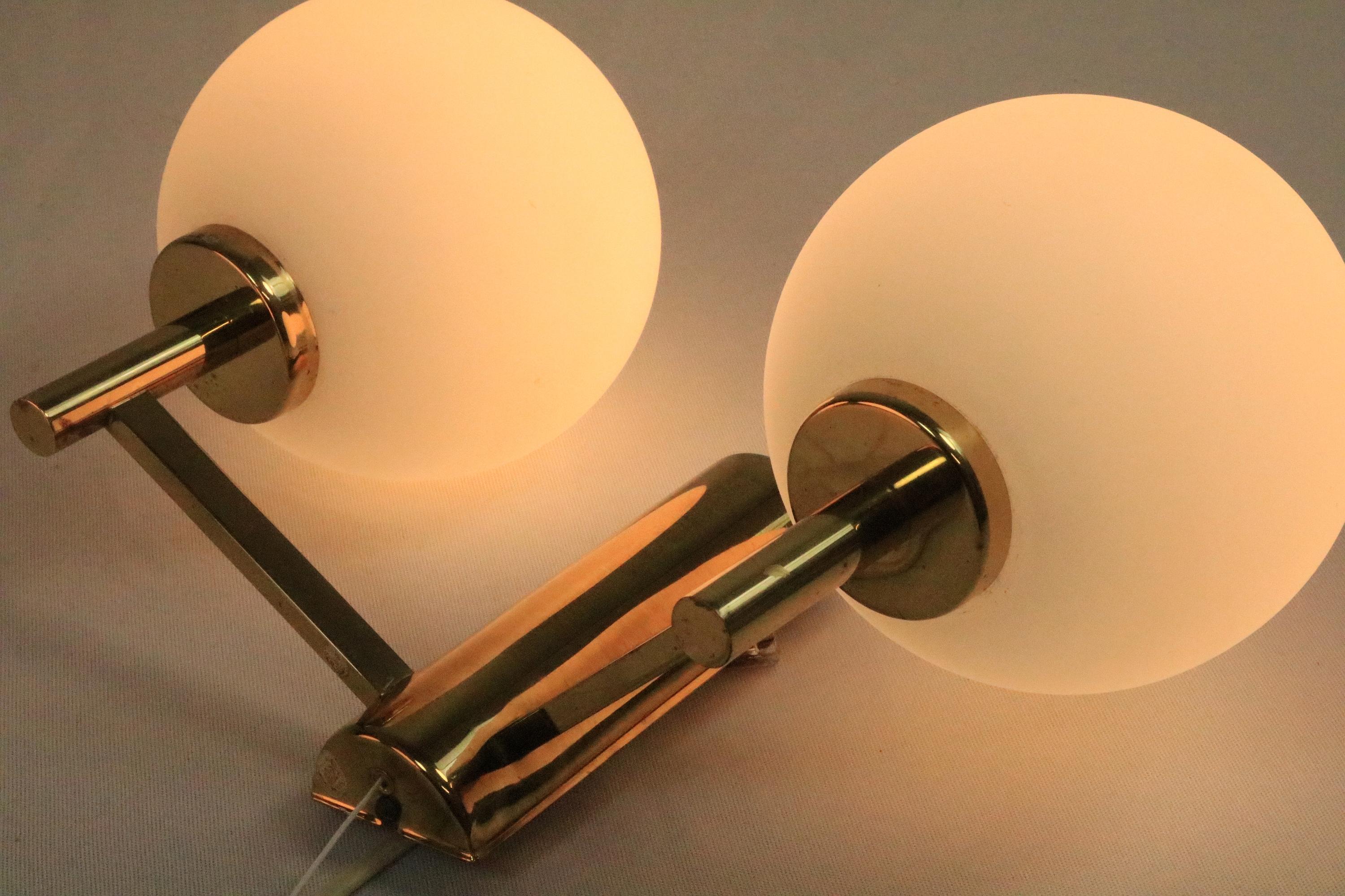 2 x Double Wall Lamp, Wall Sconce, Glass Balls, Brass, Leclaire, 1970s For Sale 2