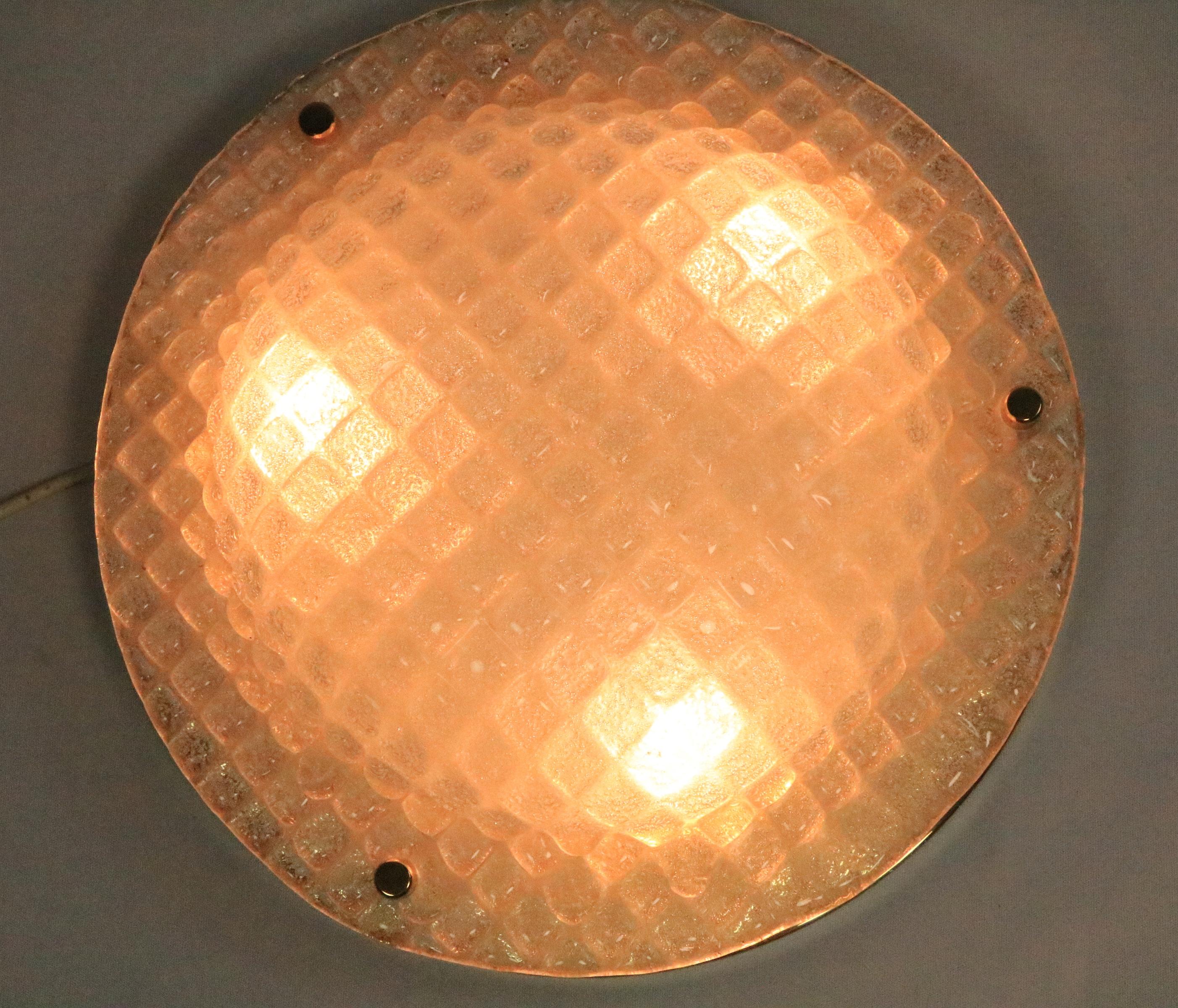 2 x Elegante deutsche Wandleuchte oder Deckenleuchte, Eisglas, von Fischer, 1970er Jahre (Ende des 20. Jahrhunderts) im Angebot