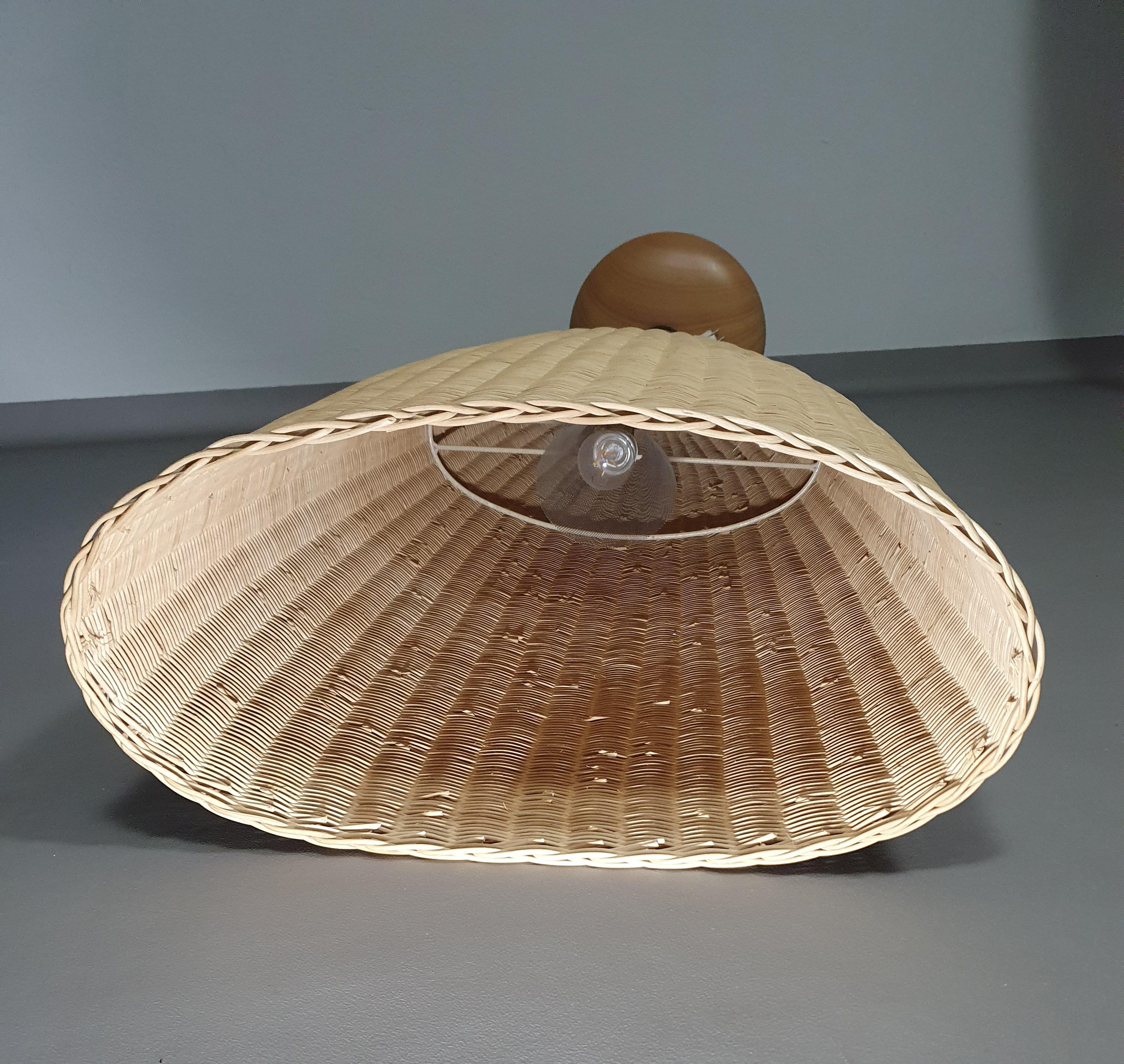 2 x Marco Agnoli for Pierantonio Bonacina XL / Flûte Floor Lamp in Cane and Wood For Sale 2