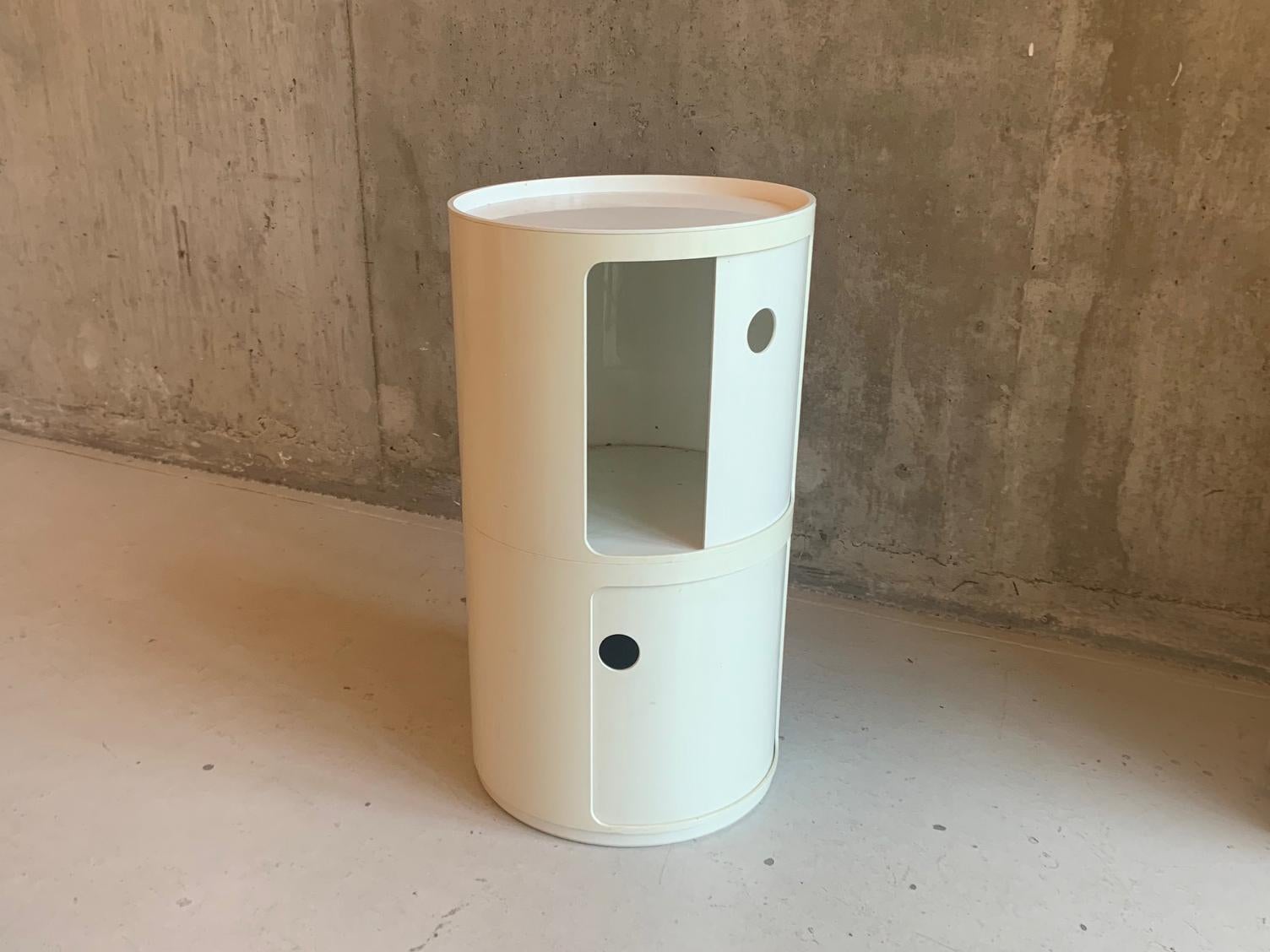 italien 2 x meubles Componibili originaux de Kartell du milieu du siècle 1970 par Anna Castelli Ferri