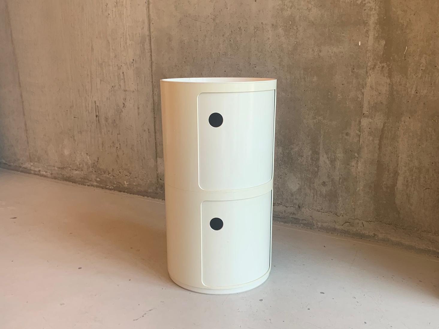 20ième siècle 2 x meubles Componibili originaux de Kartell du milieu du siècle 1970 par Anna Castelli Ferri