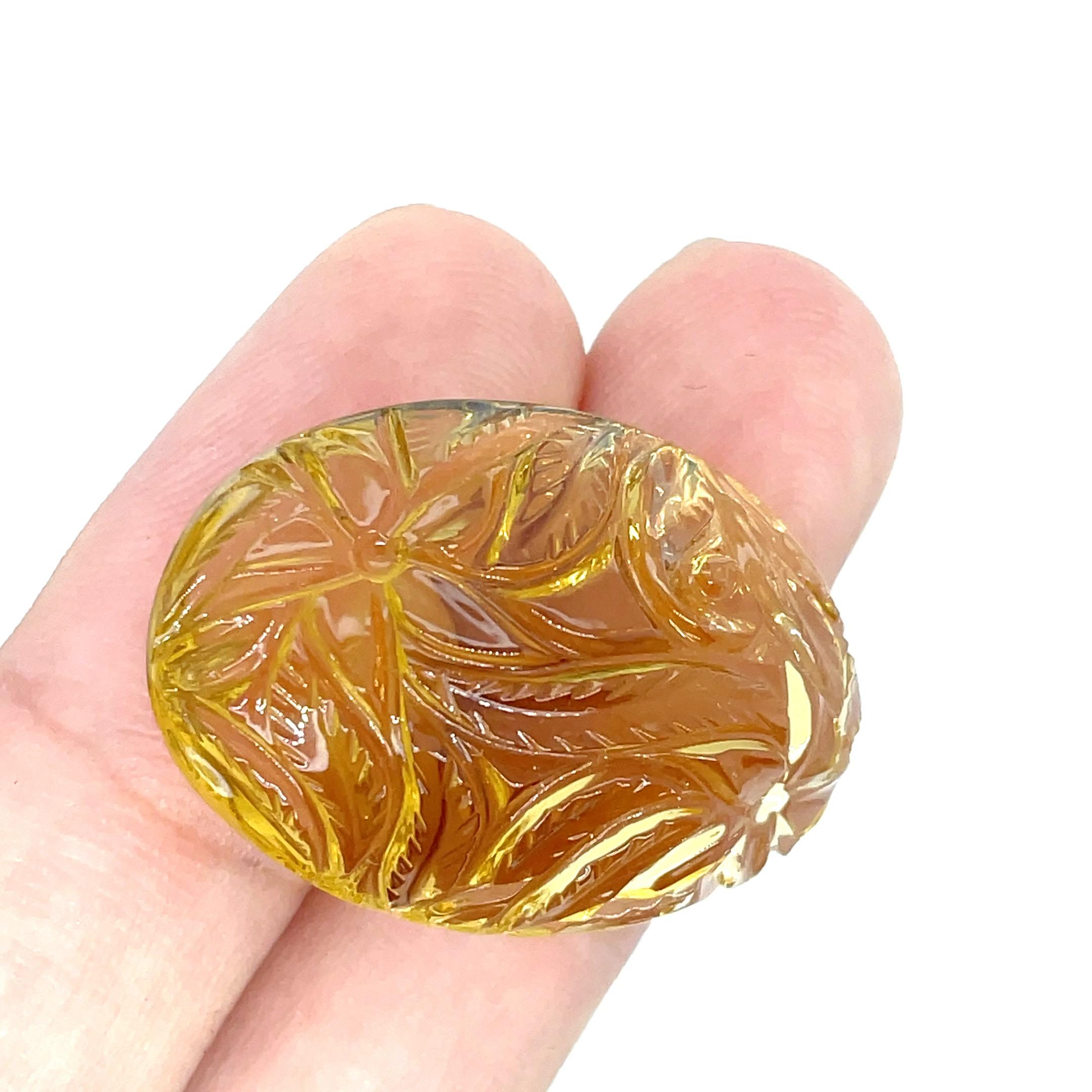2 Yellow Green Amethyst Carving 89.92 cts For Sale 2