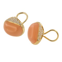 20 & 18 Karat Yellow Gold Peach Moonstone Mercer Earrings by Michael Bondanza
