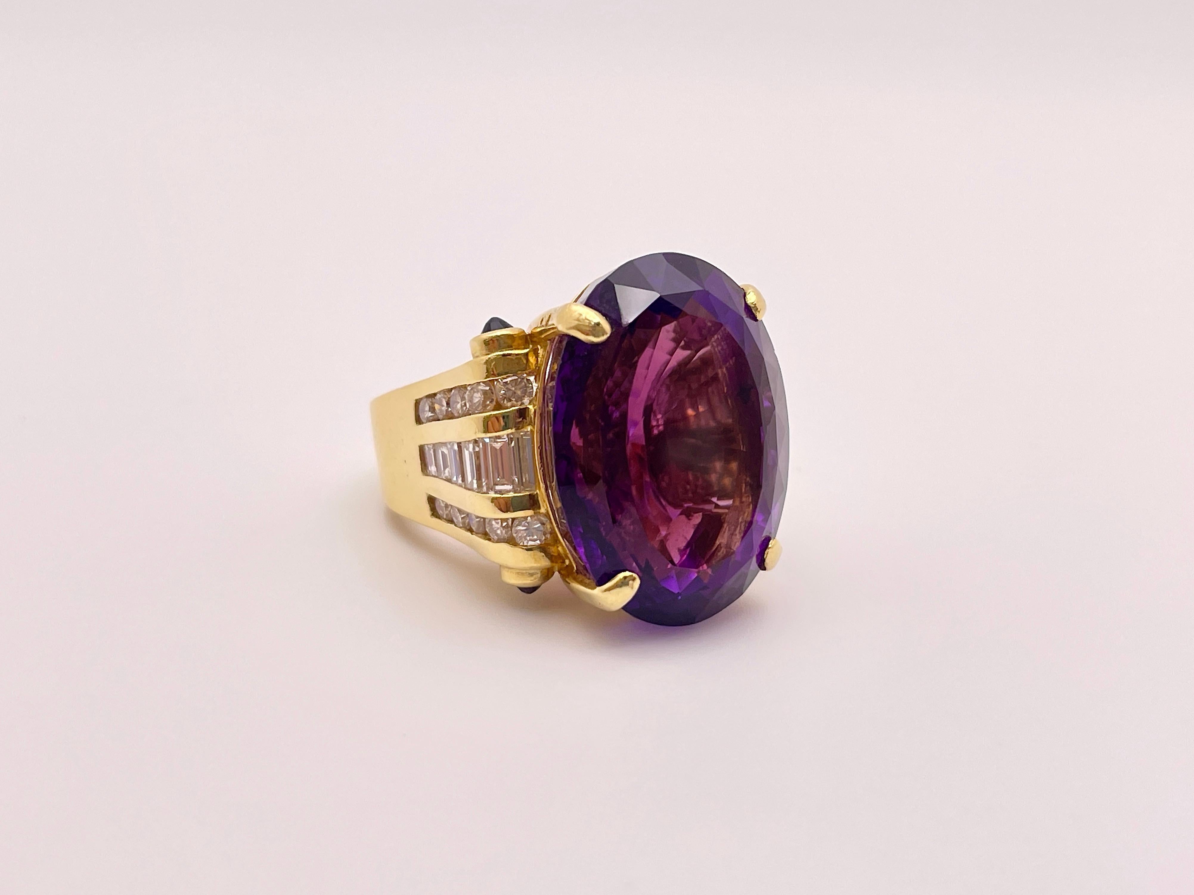20 Carat Amethyst Diamond 18 Karat Yellow Gold Ring In Good Condition For Sale In Westport, CT