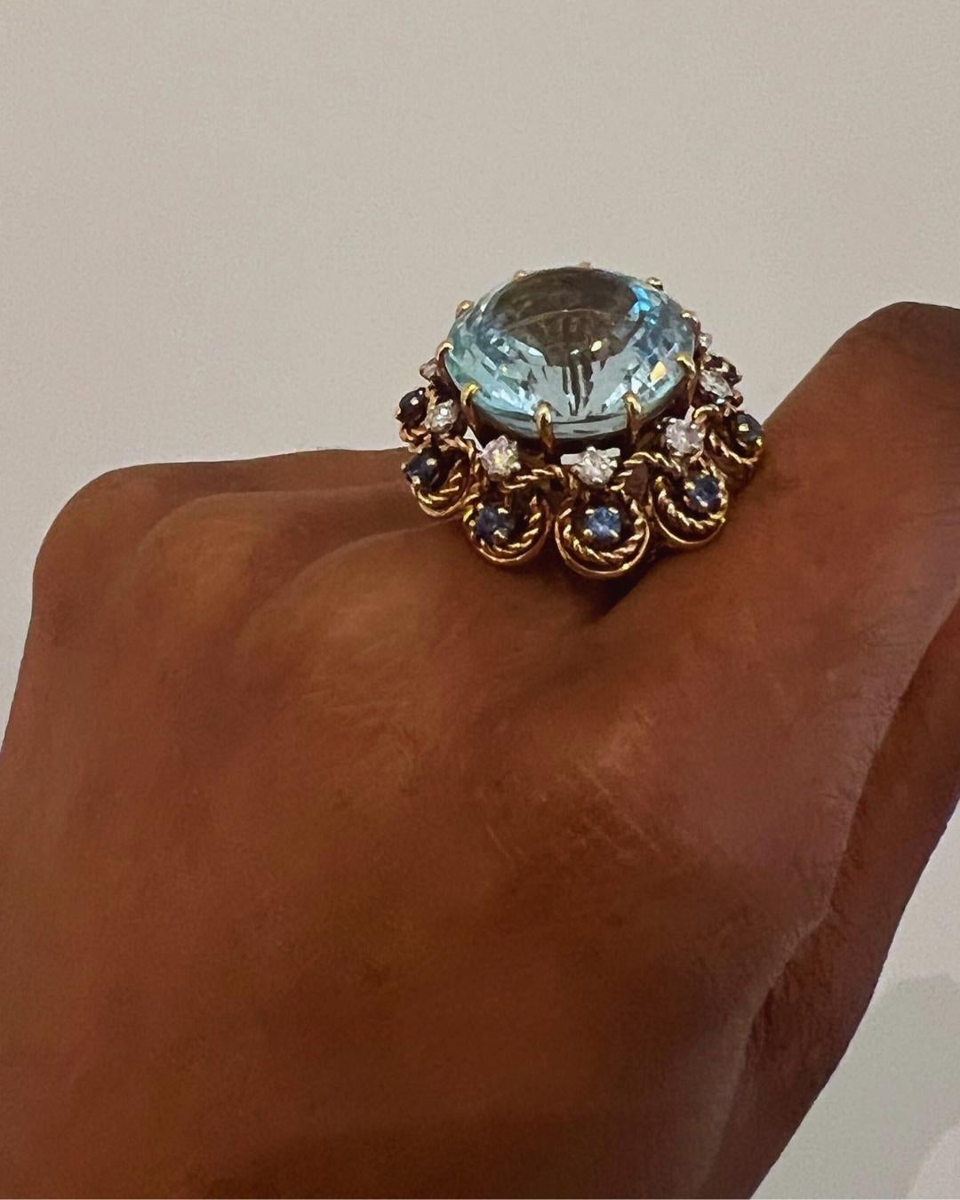 20 Carat Aquamarine, Diamond, Sapphire, and 18K Rose Gold Ring, c. 1950 In Good Condition For Sale In New York, NY