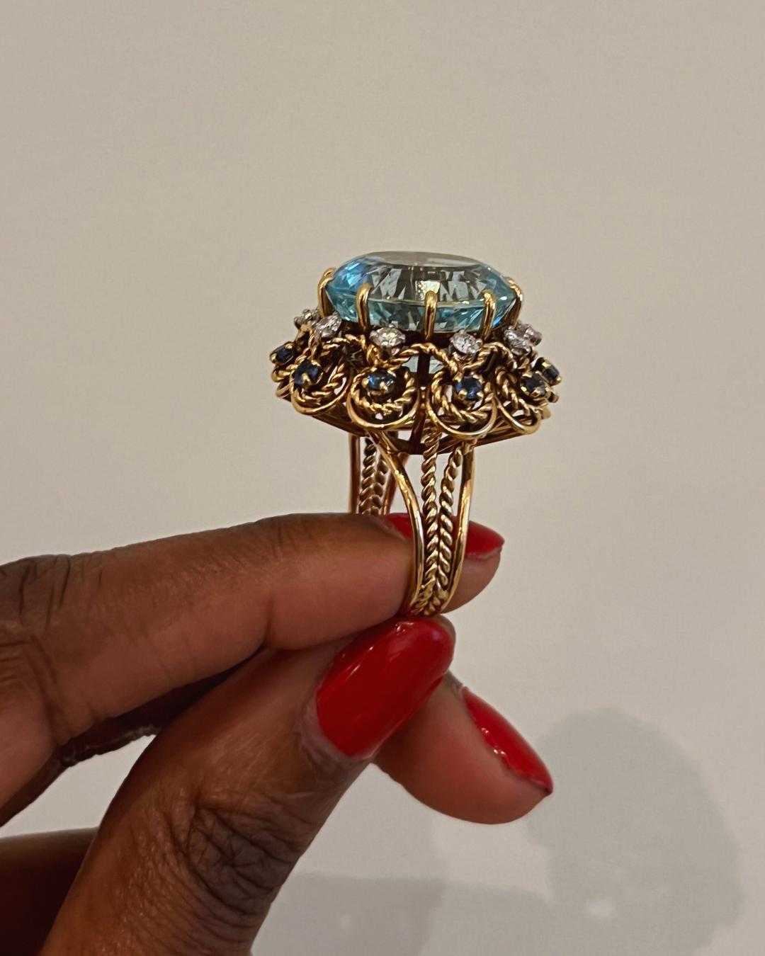 20 Carat Aquamarine, Diamond, Sapphire, and 18K Rose Gold Ring, c. 1950 For Sale 1