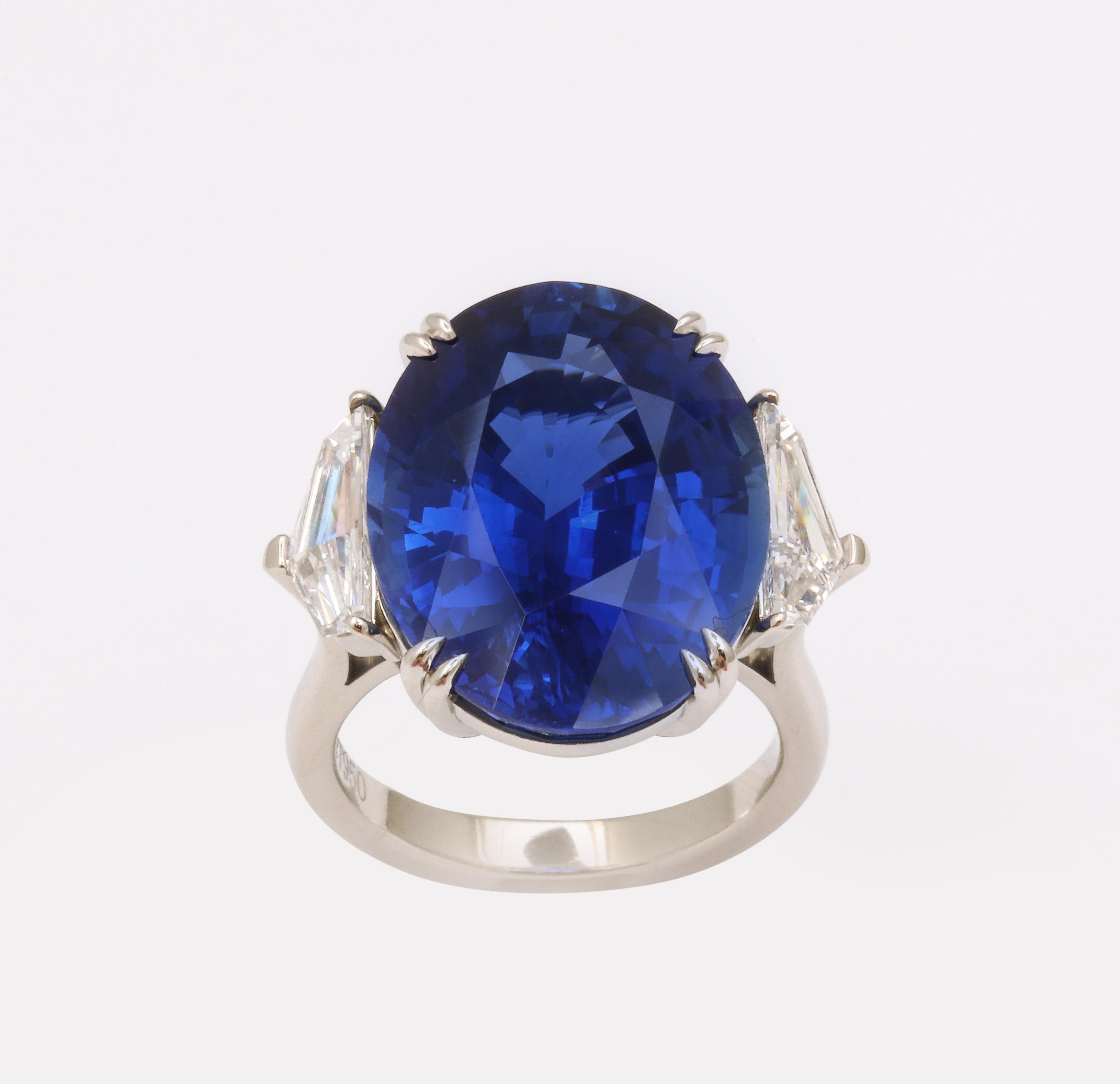 20 Carat Blue Sapphire Ring For Sale 2
