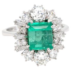 Anello in oro con diamante smeraldo colombiano da 2,0 carati