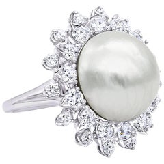 2.0 Carat Diamond and Pearl Platinum Cocktail Ring 2.0 Carat Diamond and Pearl Platinum Cocktail Ring