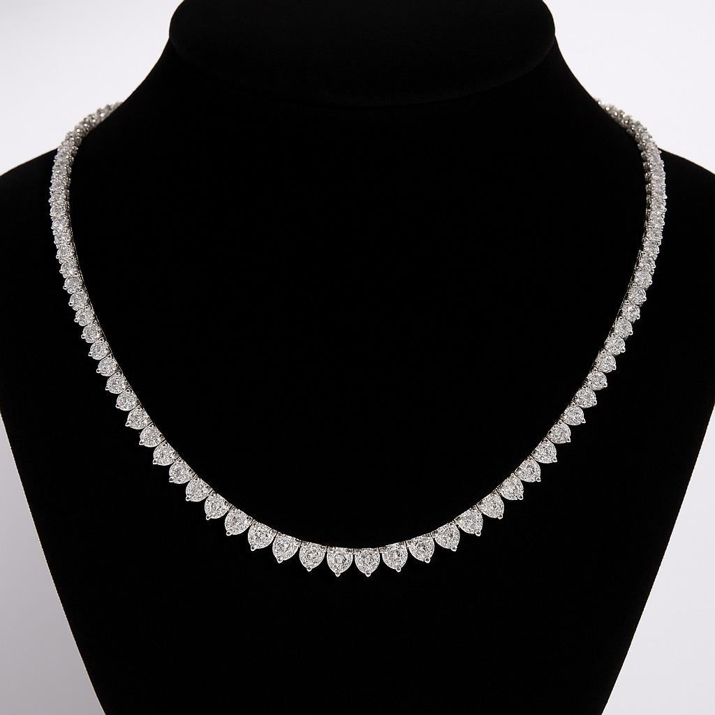 Contemporain Collier de diamants de 20 carats  Fabriqué en or blanc 10K en vente