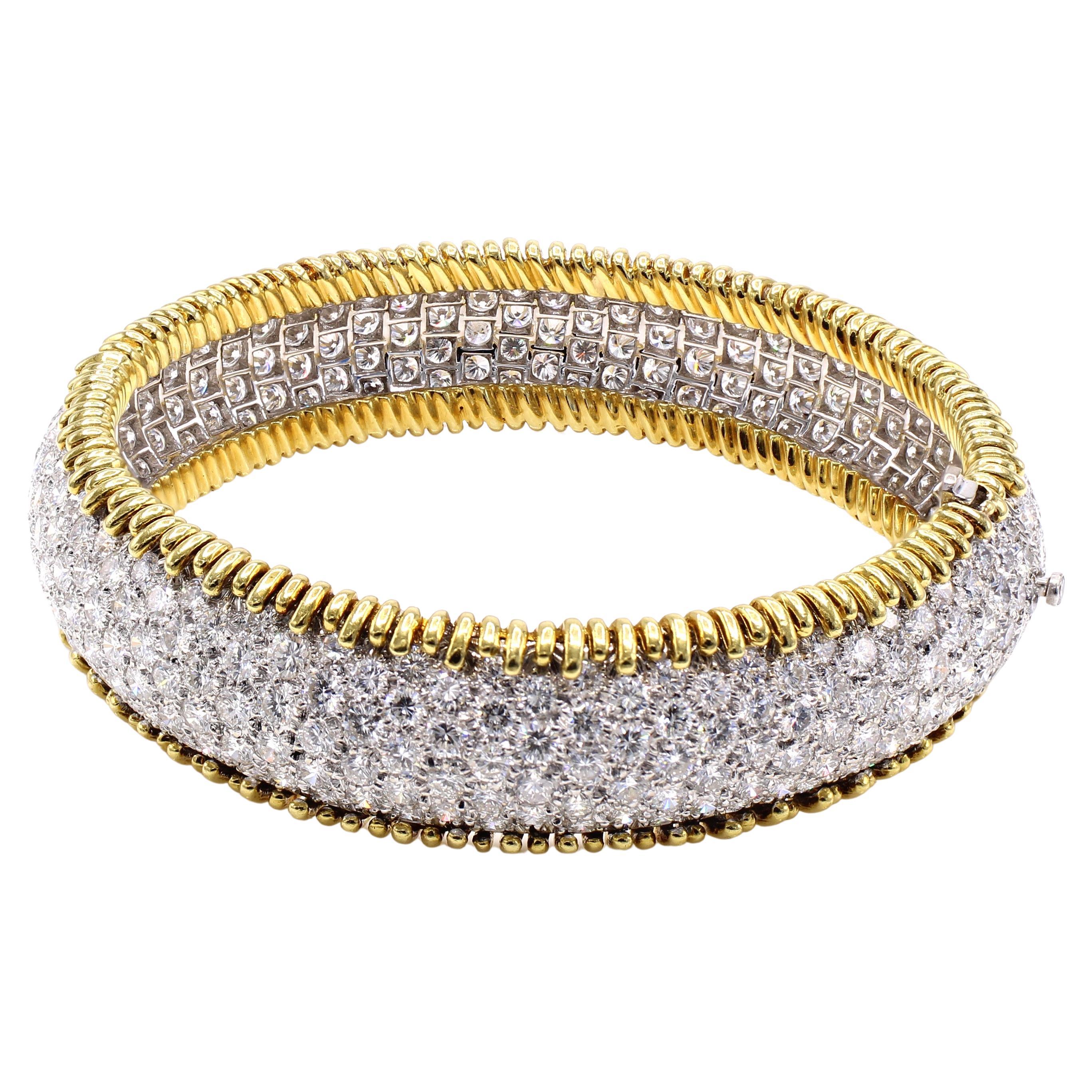 Bracelet manchette en or jaune 18 carats et platine avec diamants de 20 carats
