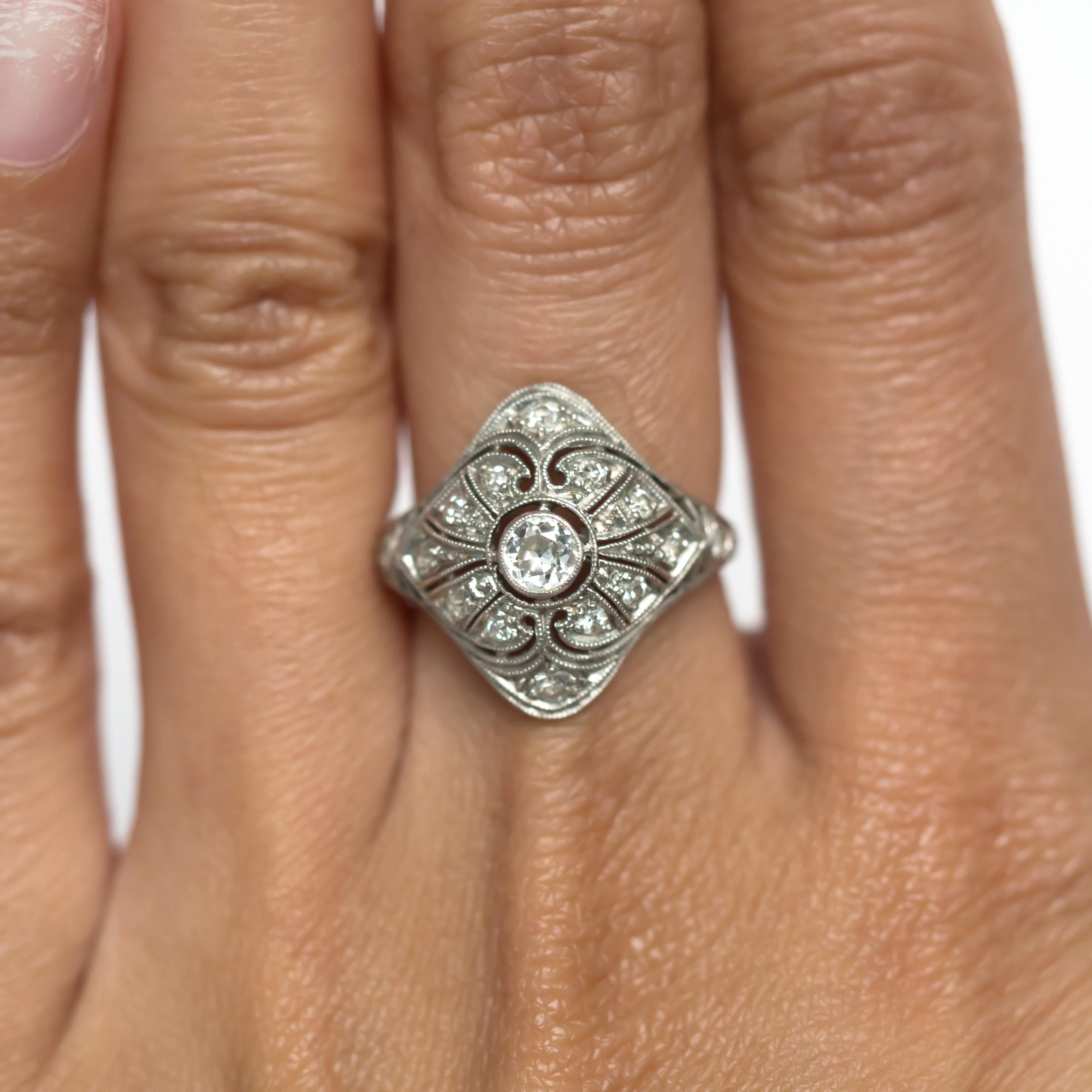 Women's or Men's .20 Carat Diamond Platinum Engagement Ring