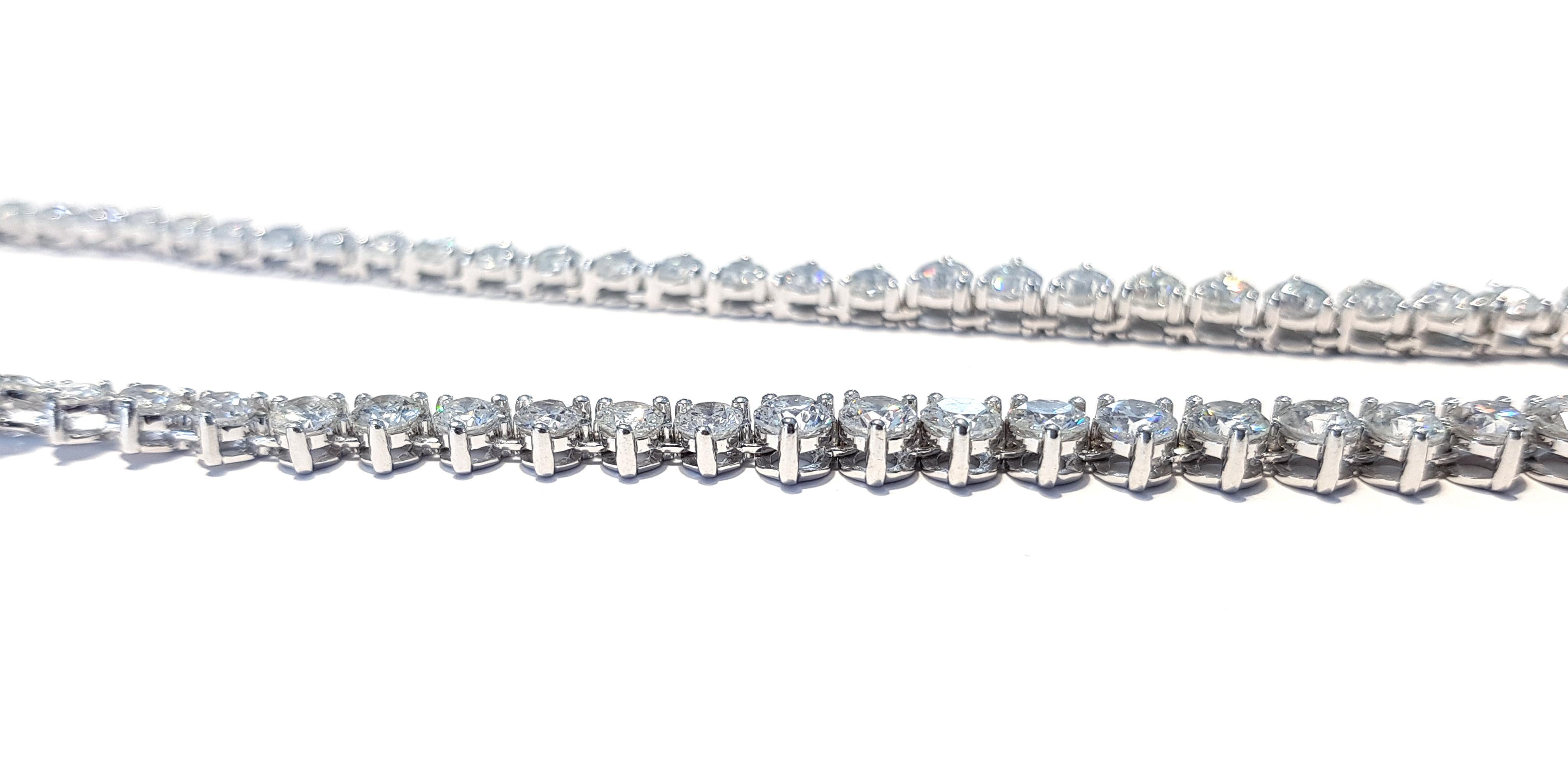 20 Carat Diamond Tresor Riviera Three Claws 18Kt White Gold Tennis Line Necklace For Sale 3