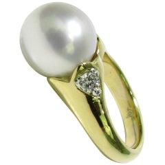 .20 Carat Diamonds and Natural South Seas White Pearl Ring 14 Karat