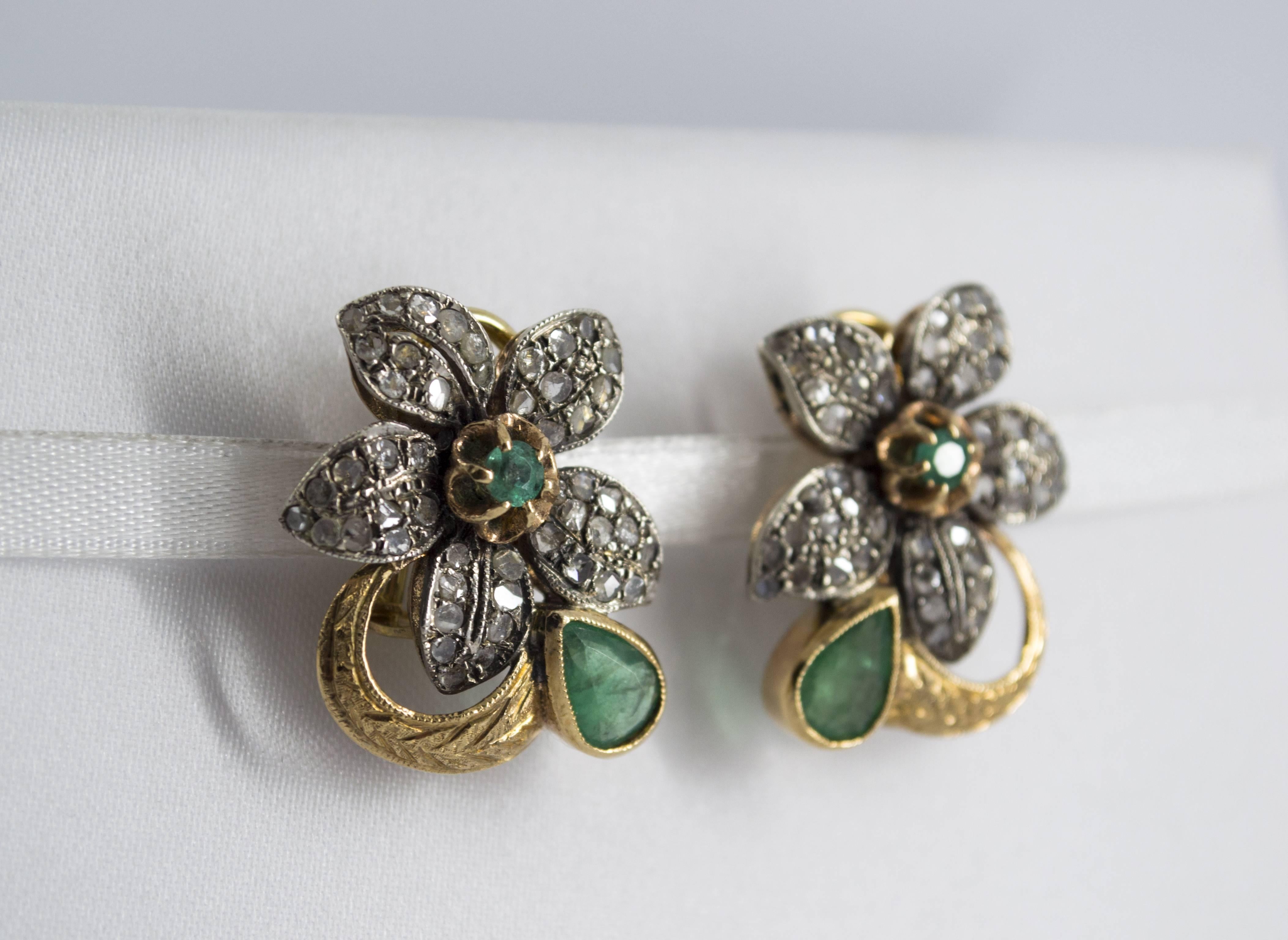 Women's or Men's 2.0 Carat Emerald 0.60 Carat White Diamond Yellow Gold Clip-On Flowers Earrings