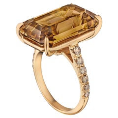 20 Carat Emerald-cut Statement Fancy Yellow 14K Gold Colour-Collector’s Treasure