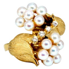 .20 Carat Japanese Cultured Pearls .20 Carat Diamonds Flower Ring 14 Karat