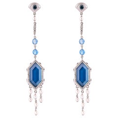 Sunita Nahata London Blauer Topas 20.00 Karat. Ohrring aus 18KWG mit Perlen und Diamanten.