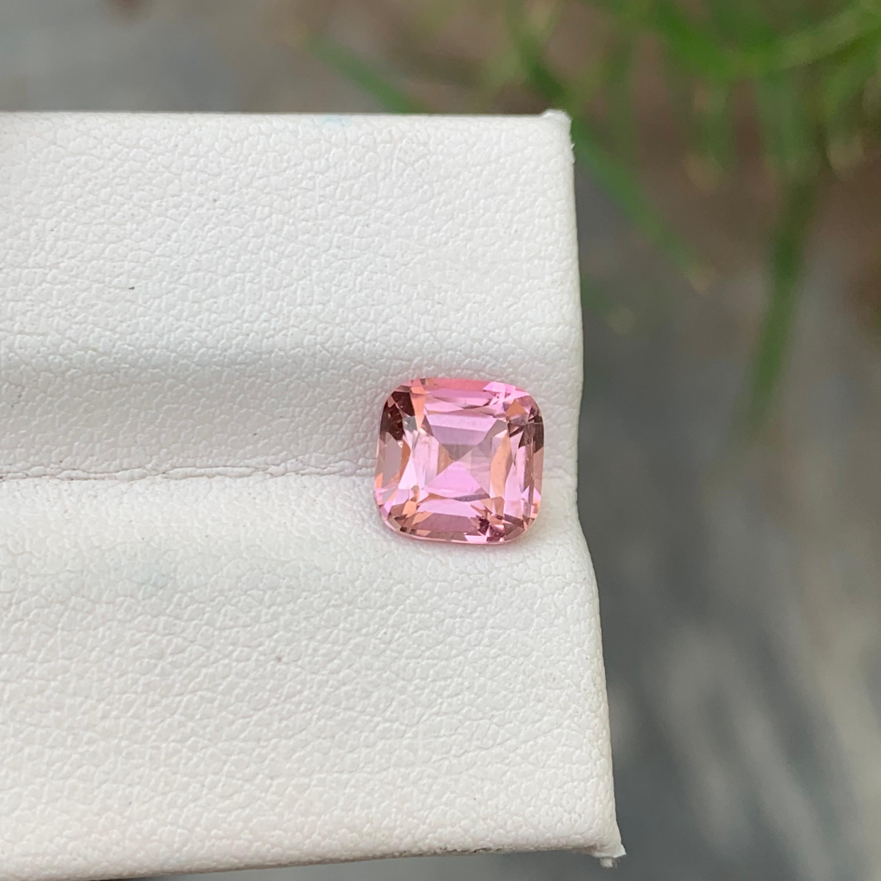 2.0 Carat Natual Loose Baby Pink Tourmaline Cushion Cut Ring Gem from Kunar Mine In New Condition For Sale In Peshawar, PK
