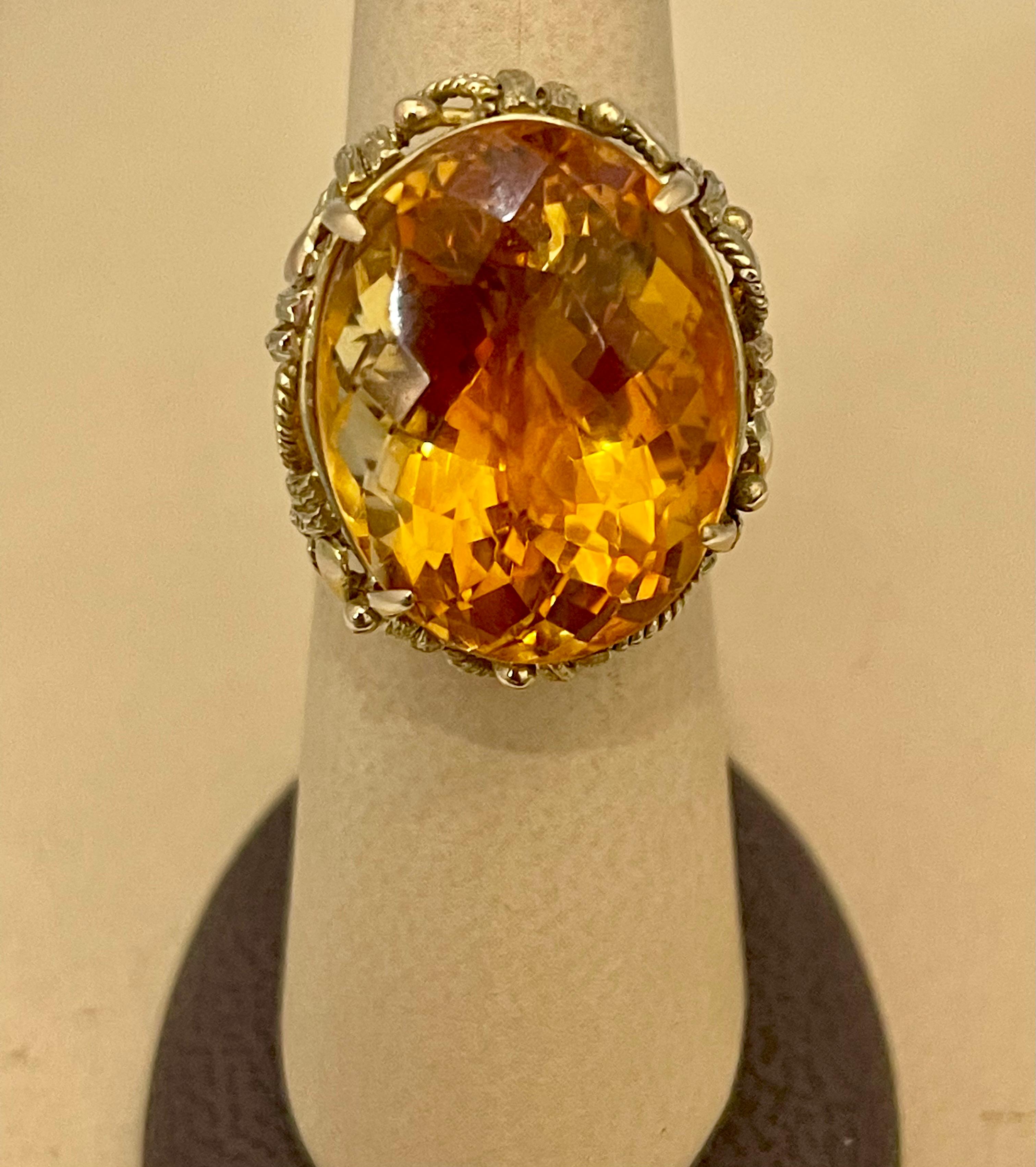 20 Carat Natural Oval Citrine Cocktail Ring in 14 Karat Yellow Gold, Estate For Sale 4