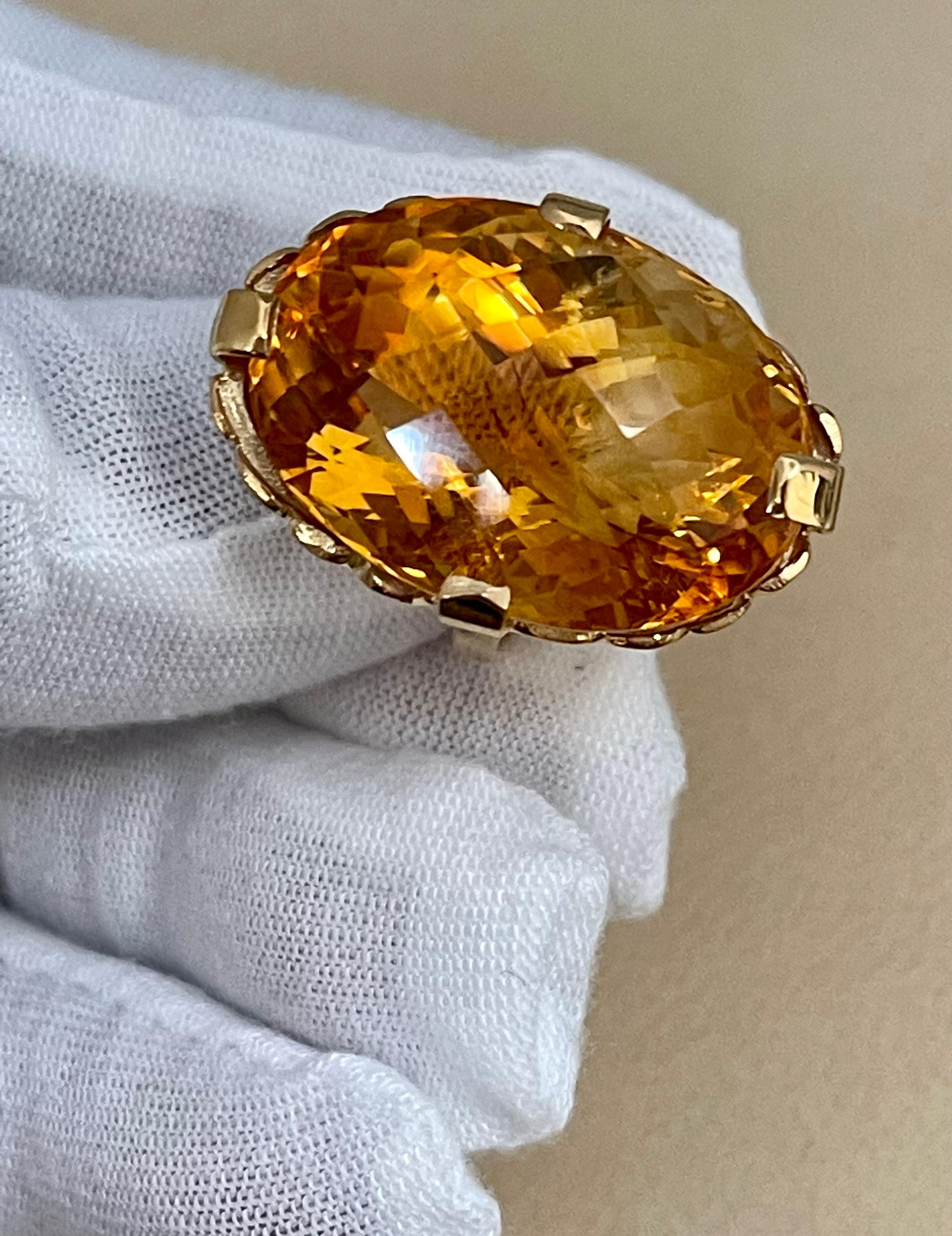 20 Carat Natural Oval Citrine Cocktail Ring in 14 Karat Yellow Gold, Estate For Sale 5