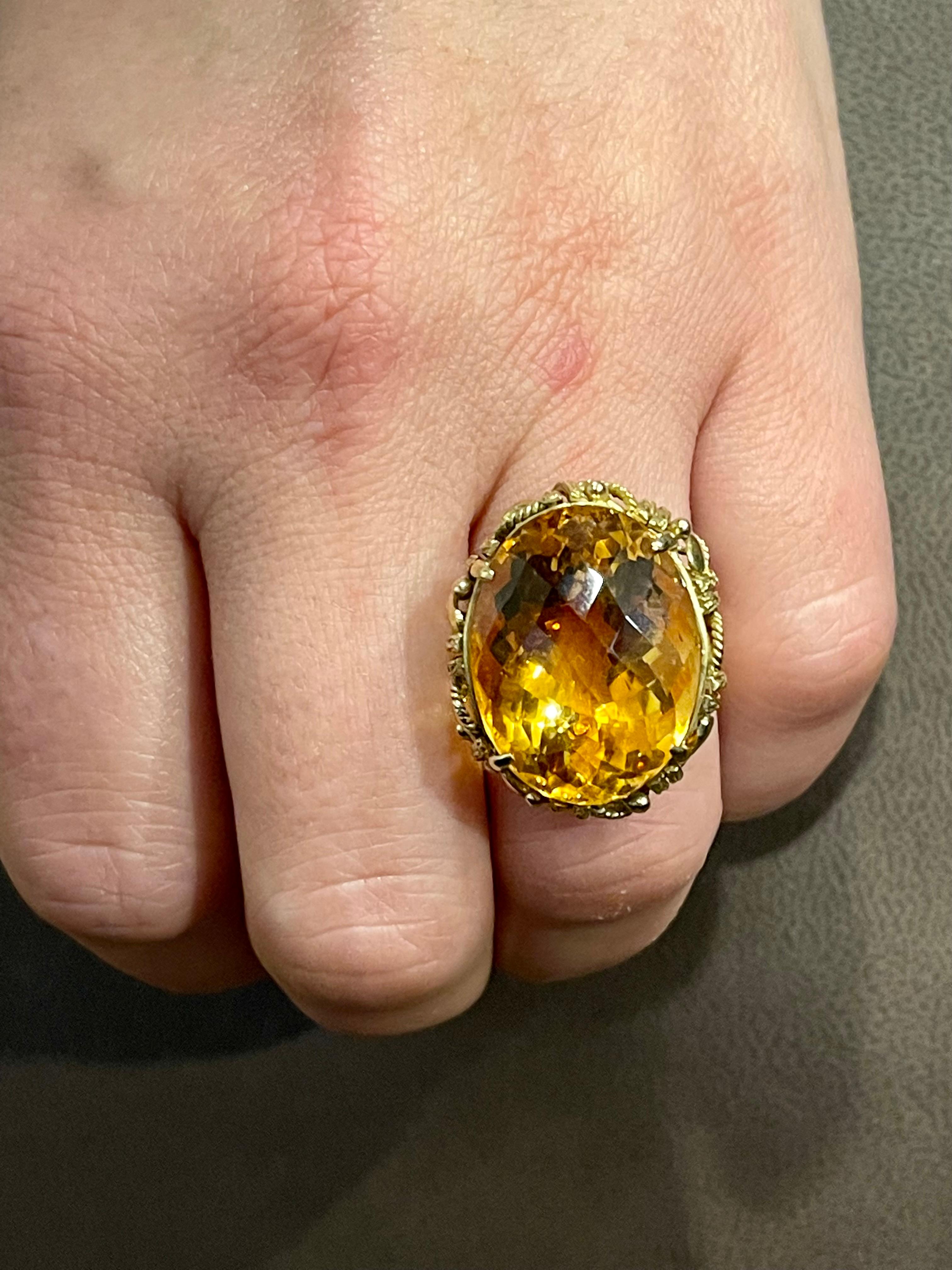 20 Carat Natural Oval Citrine Cocktail Ring in 14 Karat Yellow Gold, Estate For Sale 9