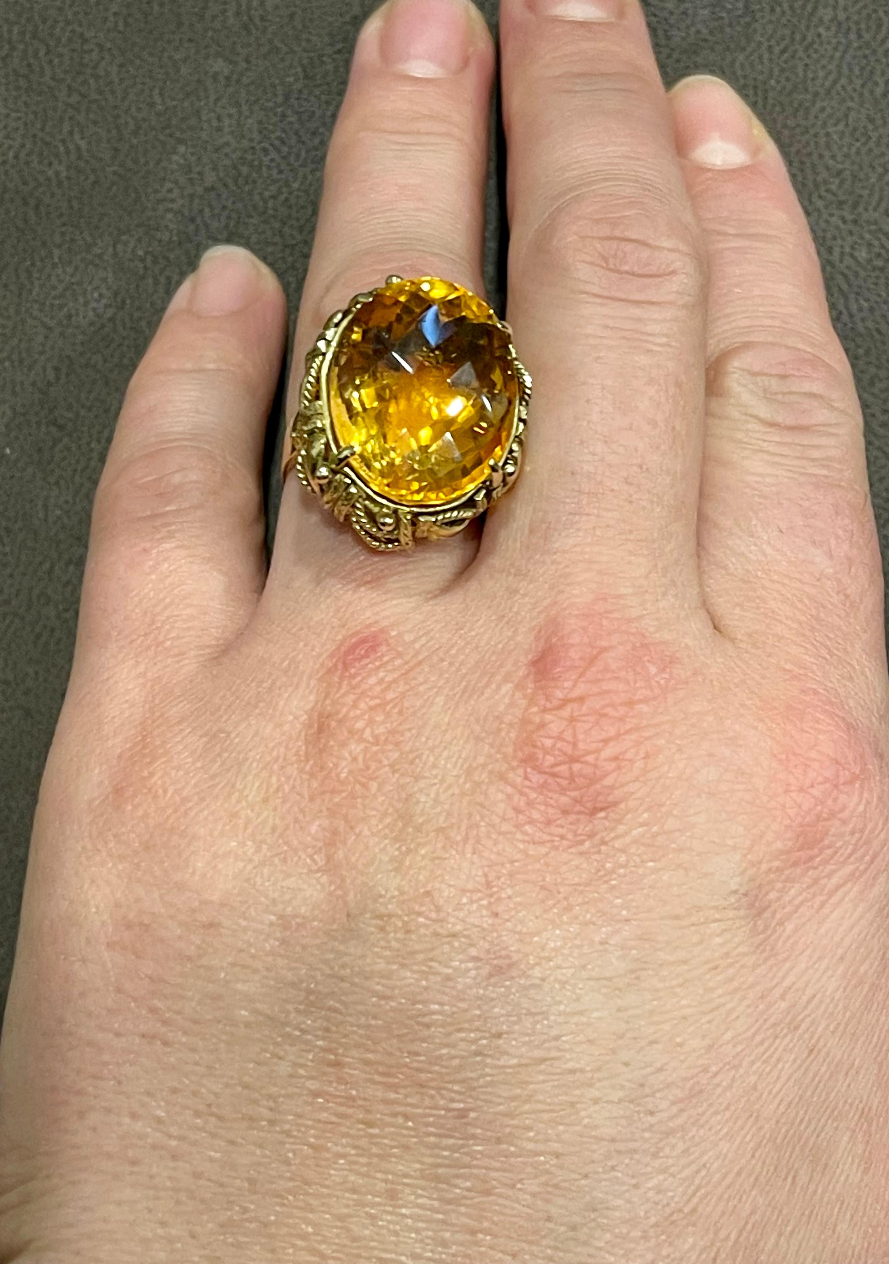 20 Carat Natural Oval Citrine Cocktail Ring in 14 Karat Yellow Gold, Estate For Sale 12