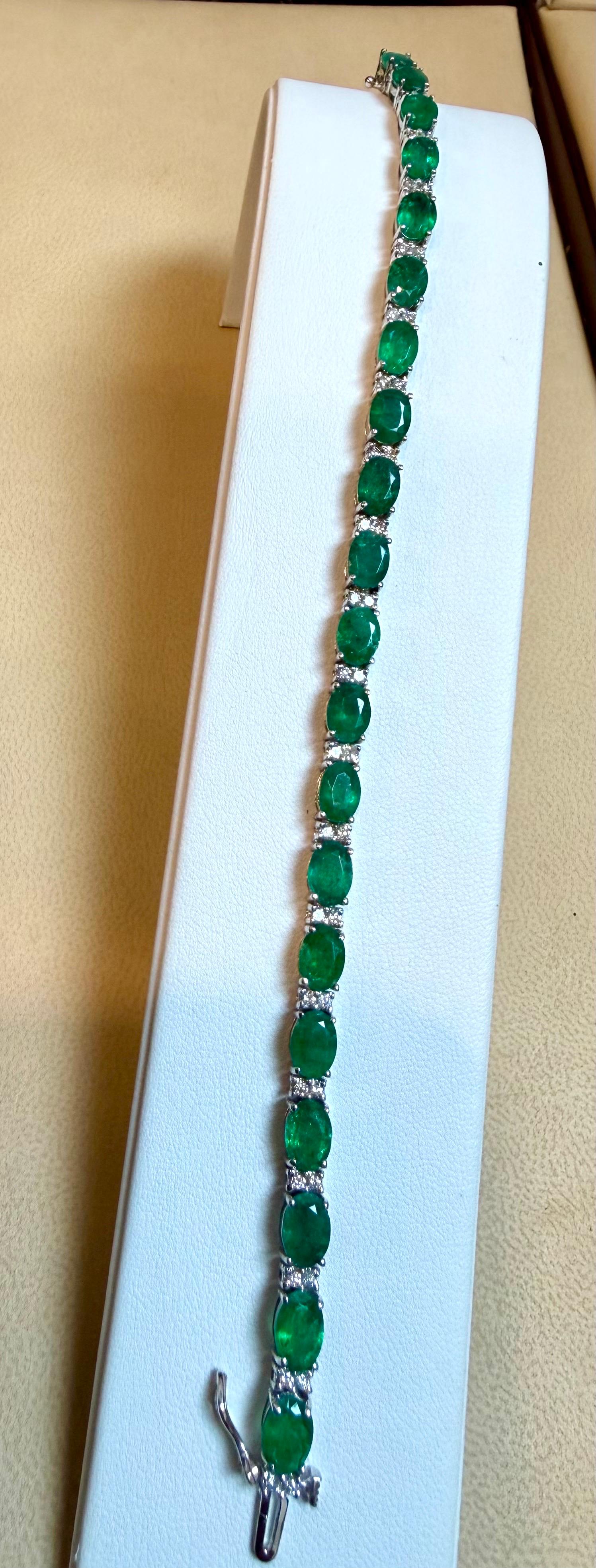 Esmeralda natural de Zambia de 20 quilates y diamante de 1,2 ct Pulsera de tenis Oro de 14 quilates en venta 11