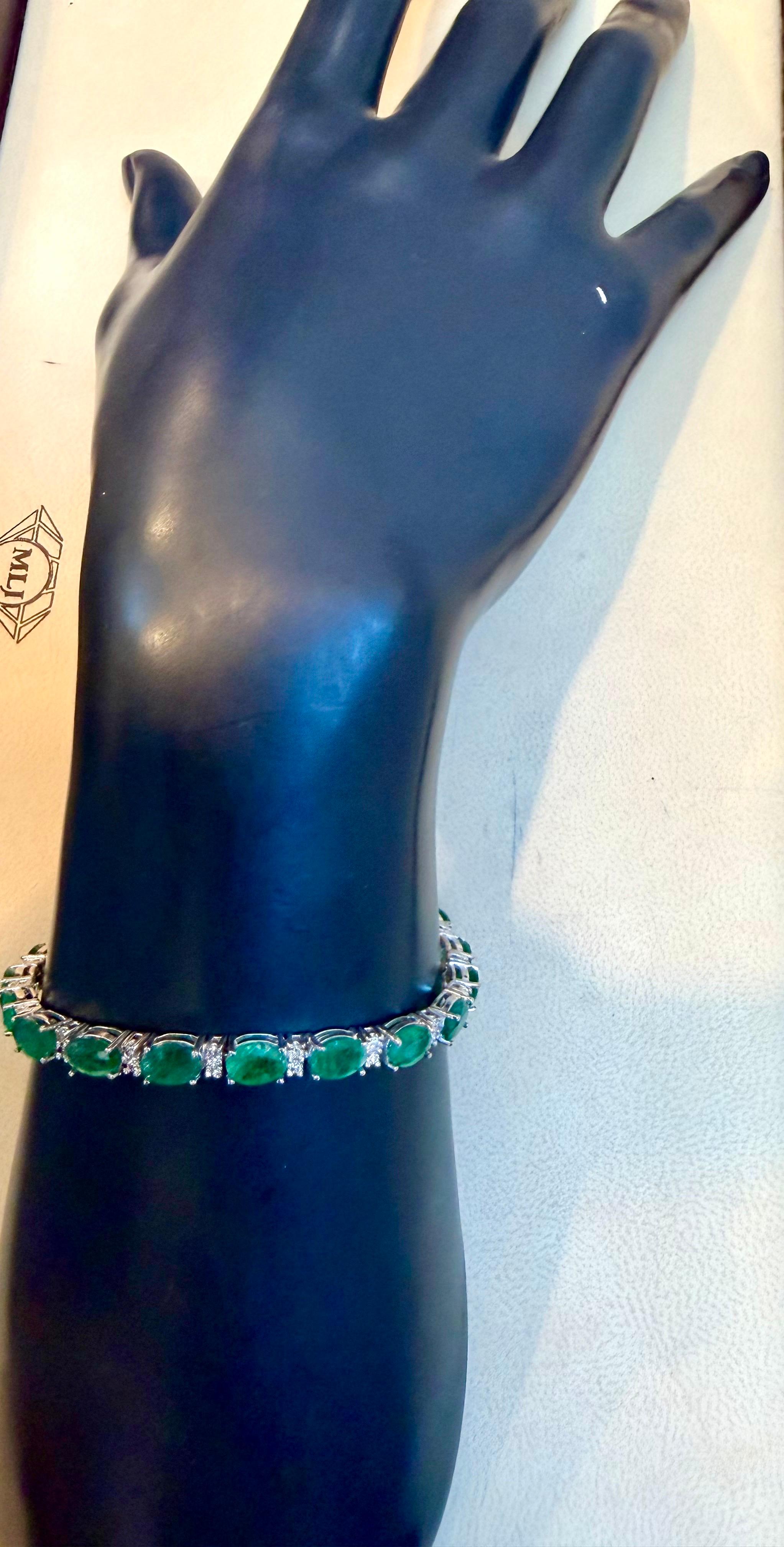 Esmeralda natural de Zambia de 20 quilates y diamante de 1,2 ct Pulsera de tenis Oro de 14 quilates en venta 14