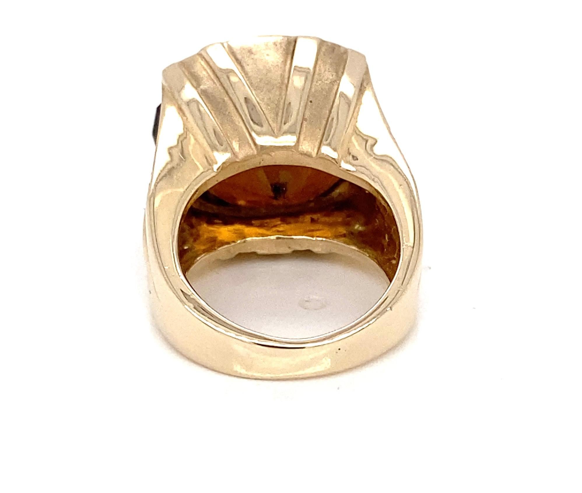 20 Carat Oval Cut Dravite Tourmaline and 14K Yellow Gold 1990s Cocktail Ring Bon état - En vente à Towson, MD