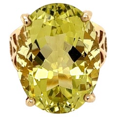 20 Carat Oval Lemon Citrine Solitaire Gold Cocktail Ring