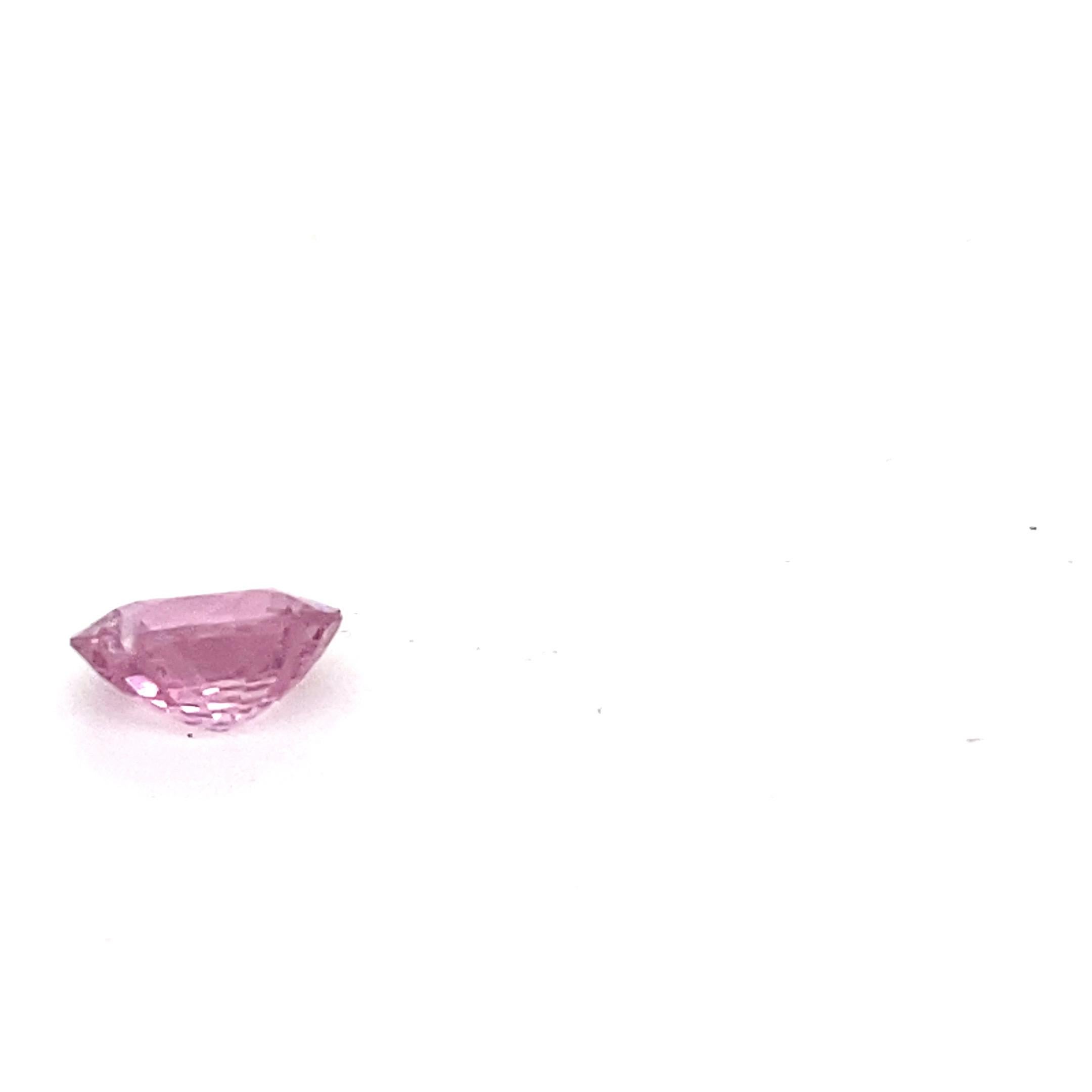 2.0 Carat Oval Shape Natural Pink Spinel Loose Gemstone In New Condition For Sale In Trumbull, CT