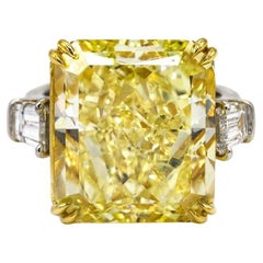 20 Carat Radiant Statement Fancy Yellow SI 14K White Gold Diamond Ring
