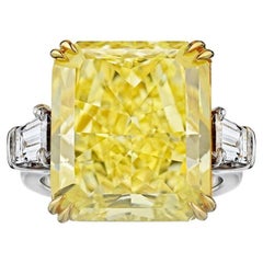 20 Carat Radiant Statement Fancy Yellow SI 14K White Gold Diamond Ring