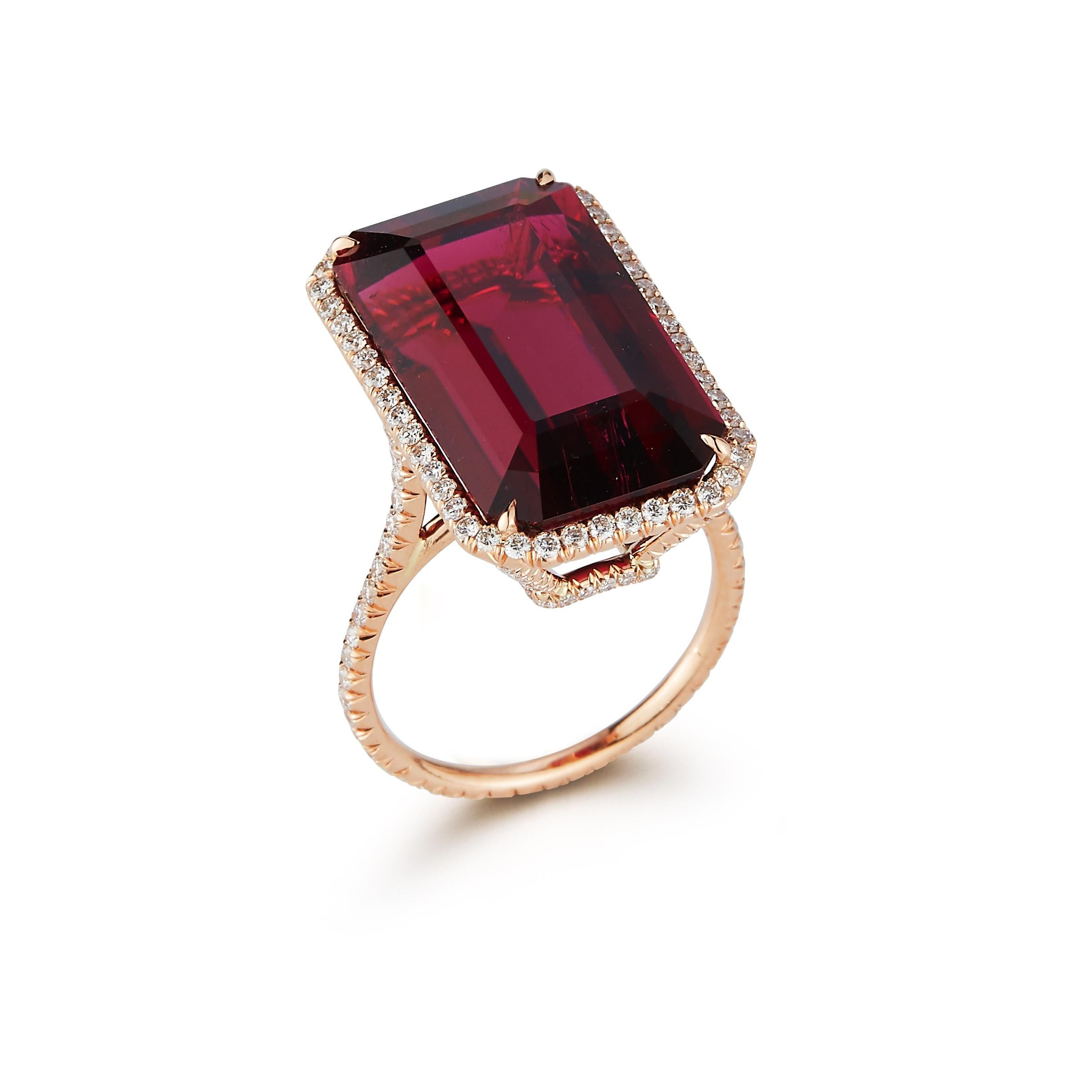 Rubellite Tourmaline and Diamond Cocktail Ring 

1 rubellite approximately 20.00 cts set in a pave diamond 18k rose gold solitaire setting

Diamond Weight:  approximately 1.84 cts 

Ring Size: 5.5

Re sizable free of  charge



